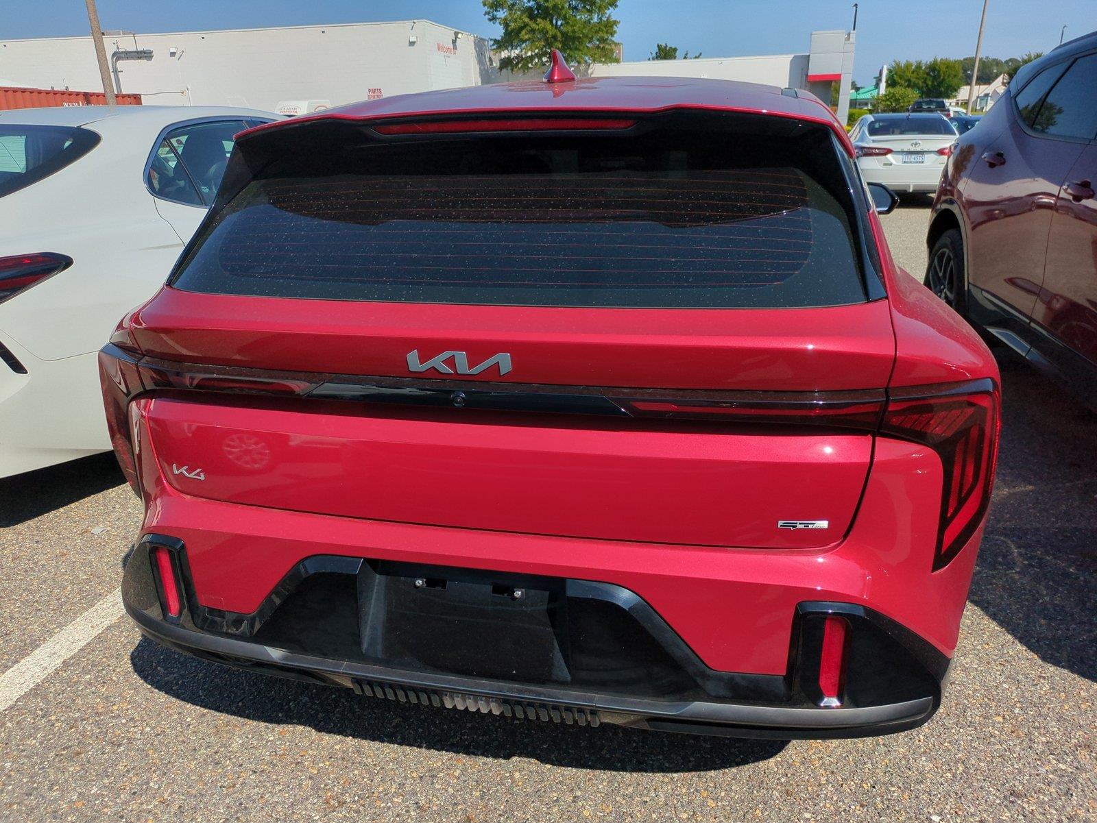 Used 2026 Currant Red Kia GT-Line image 4