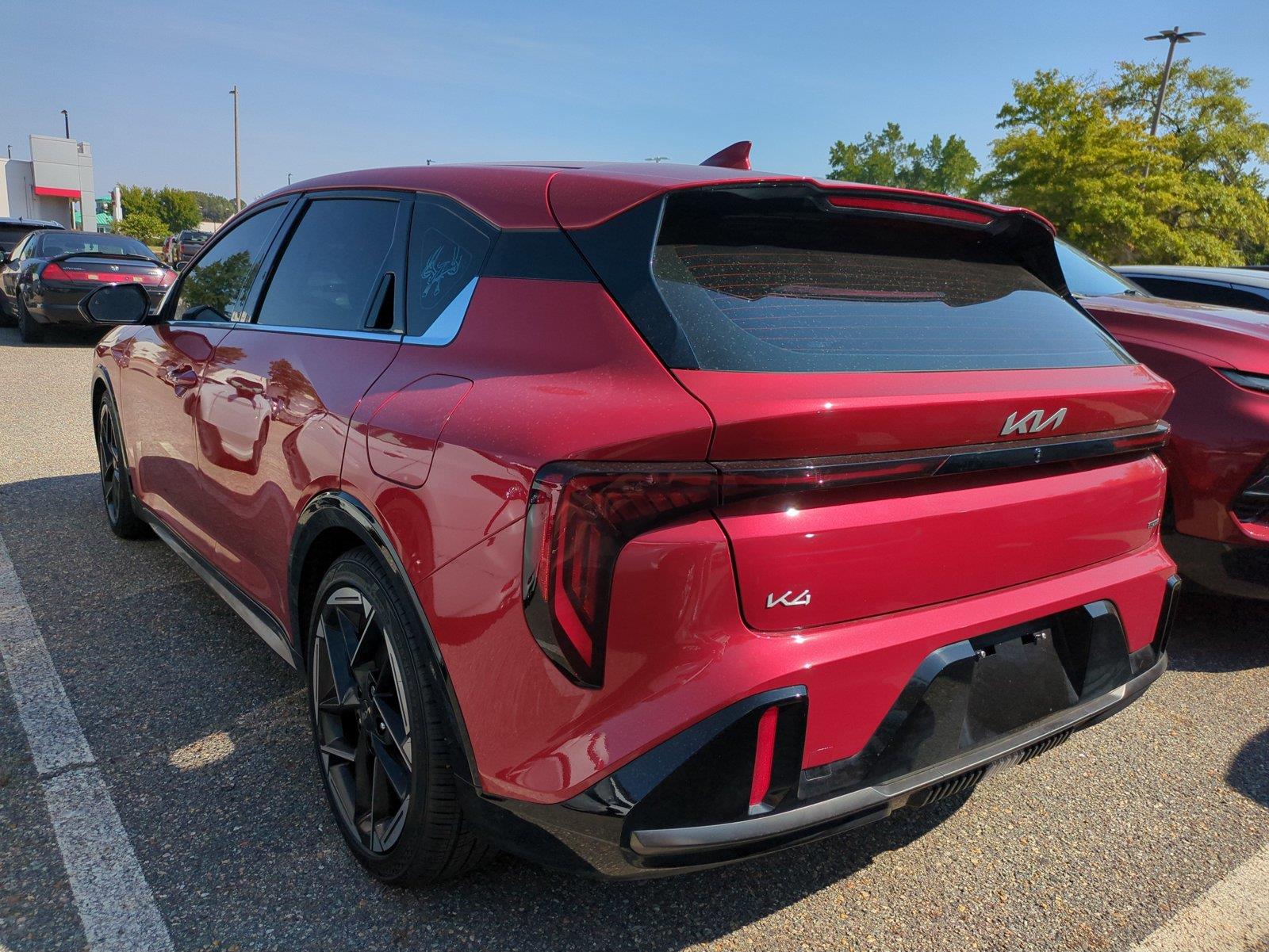 Used 2026 Currant Red Kia GT-Line image 5
