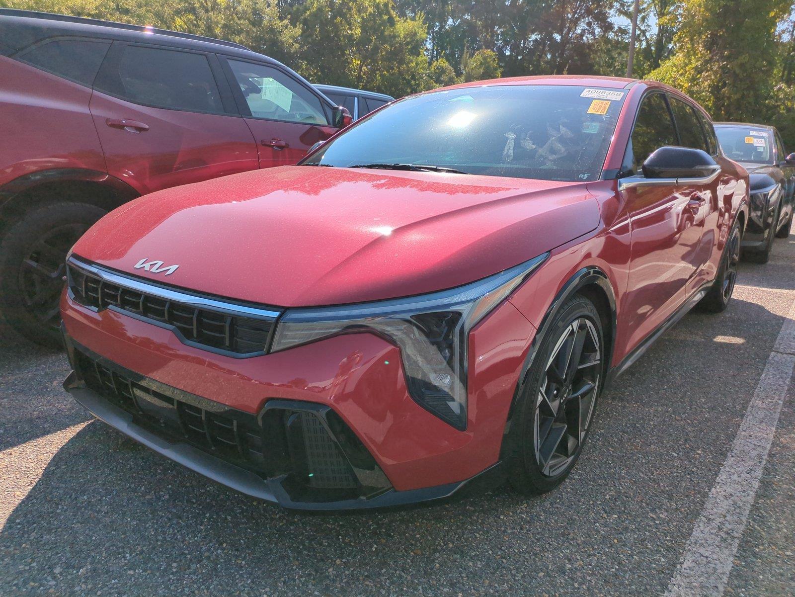 Used 2026 Currant Red Kia GT-Line image 6