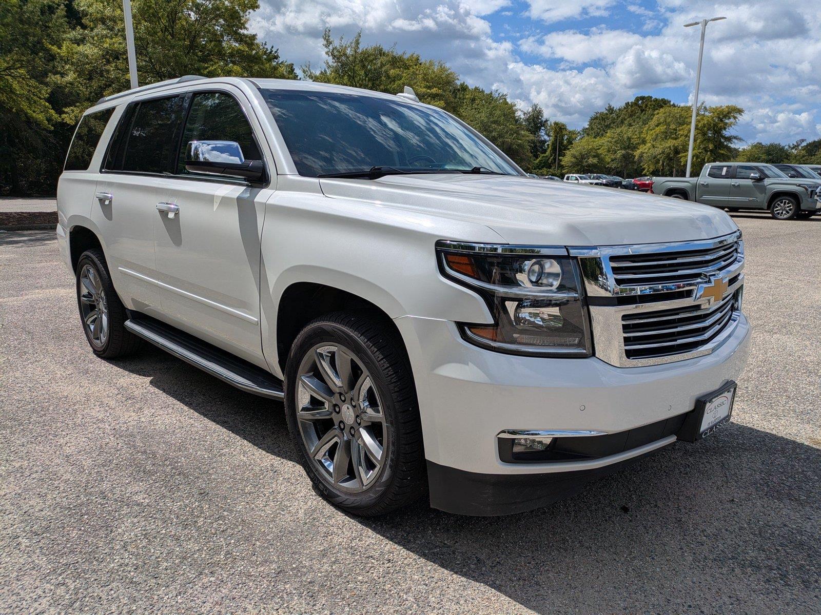 White (Iridescent Pearl Tricoat) 2017 Chevrolet Tahoe SUV / Crossover Four-Wheel Drive 6-Speed Automatic