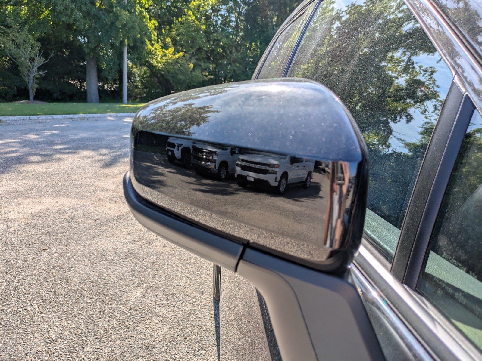 New 2026 Midnight Black Metallic Toyota XSE image 12