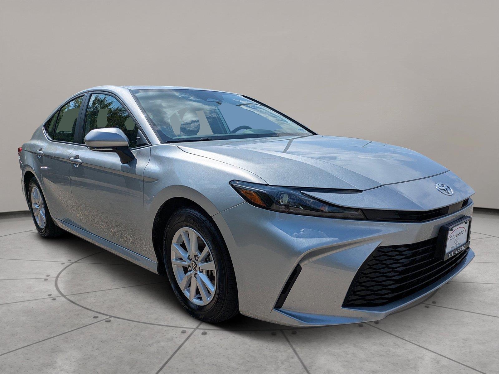 2025 Toyota Camry Sedan Front-Wheel Drive Continuously Variable Transmission