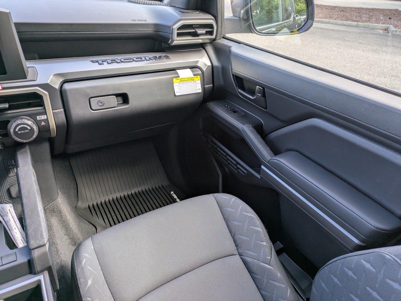 Used 2026 Black TOYOTA SR5 image 17