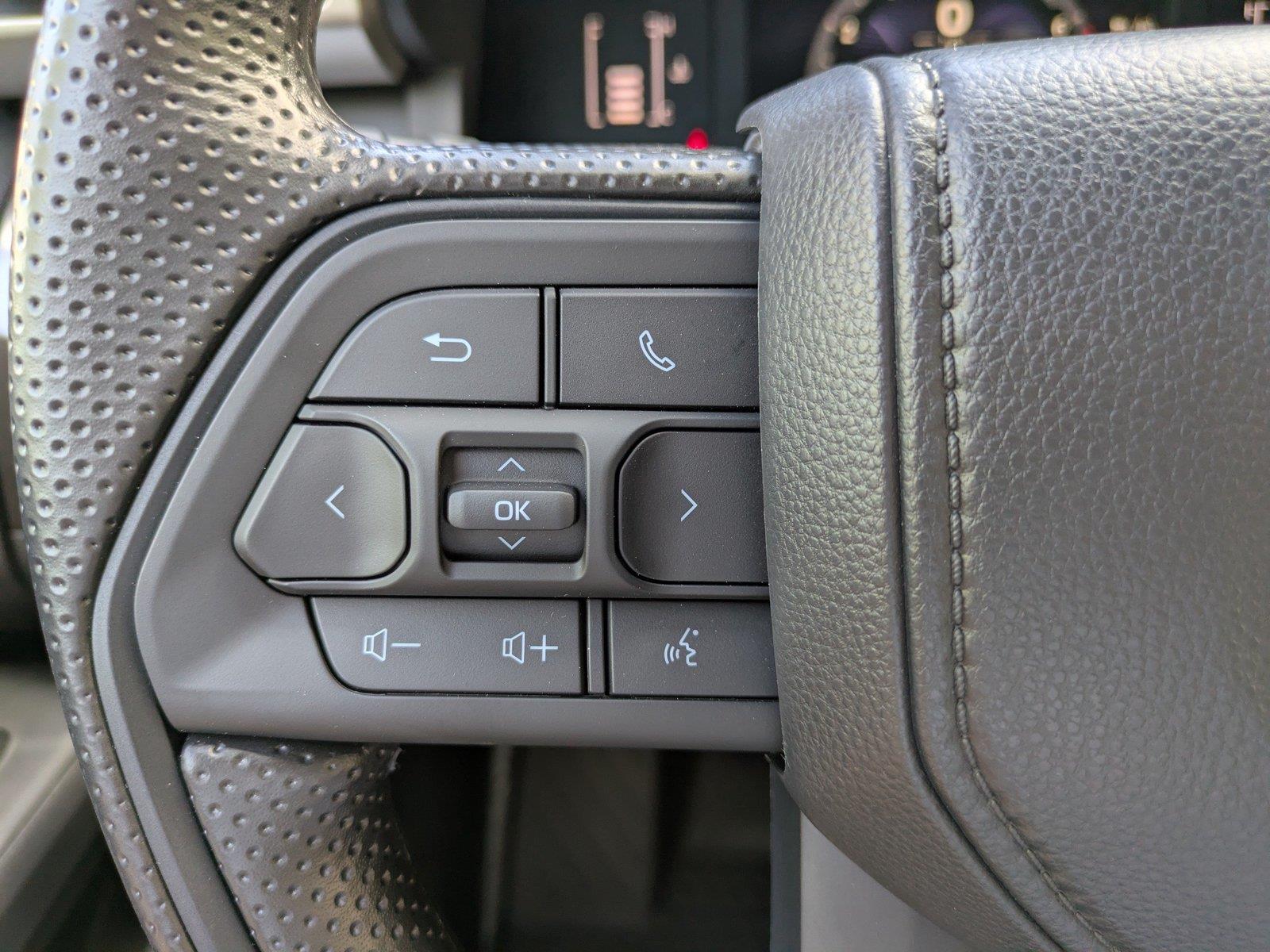 Used 2026 Black TOYOTA SR5 image 23