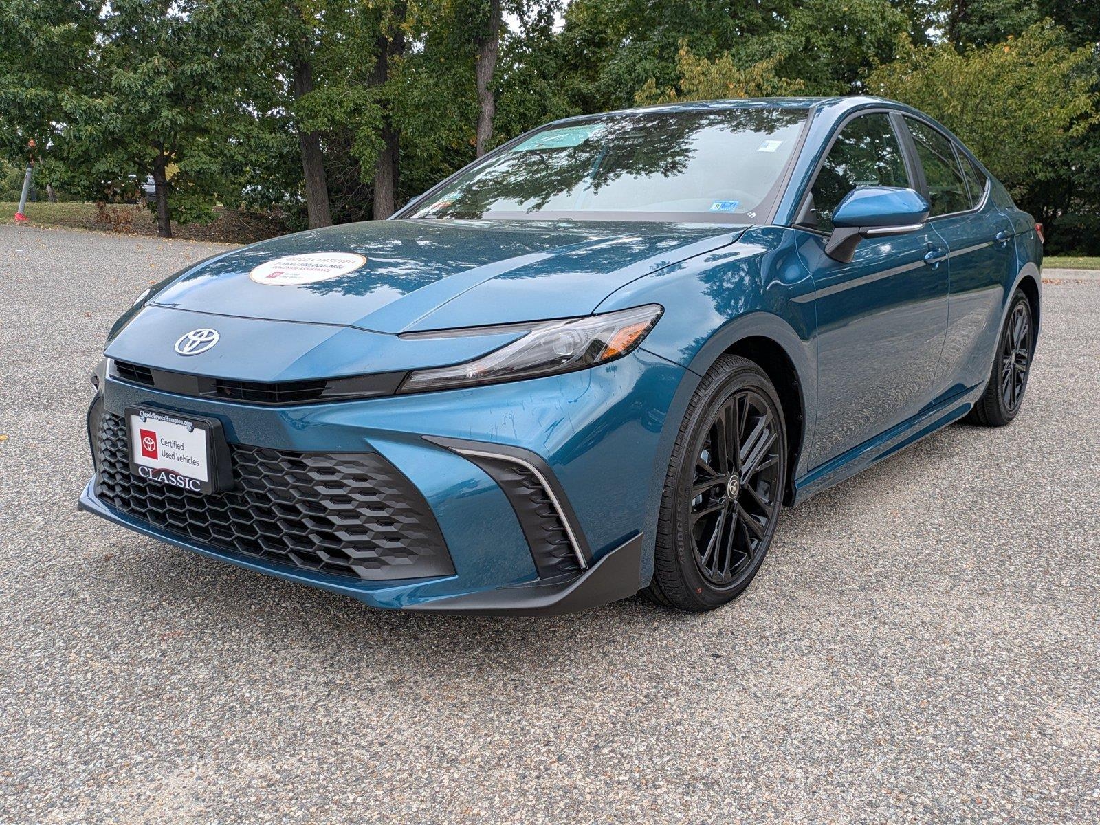 Certified Used 2026 Ocean Gem Toyota SE image 8