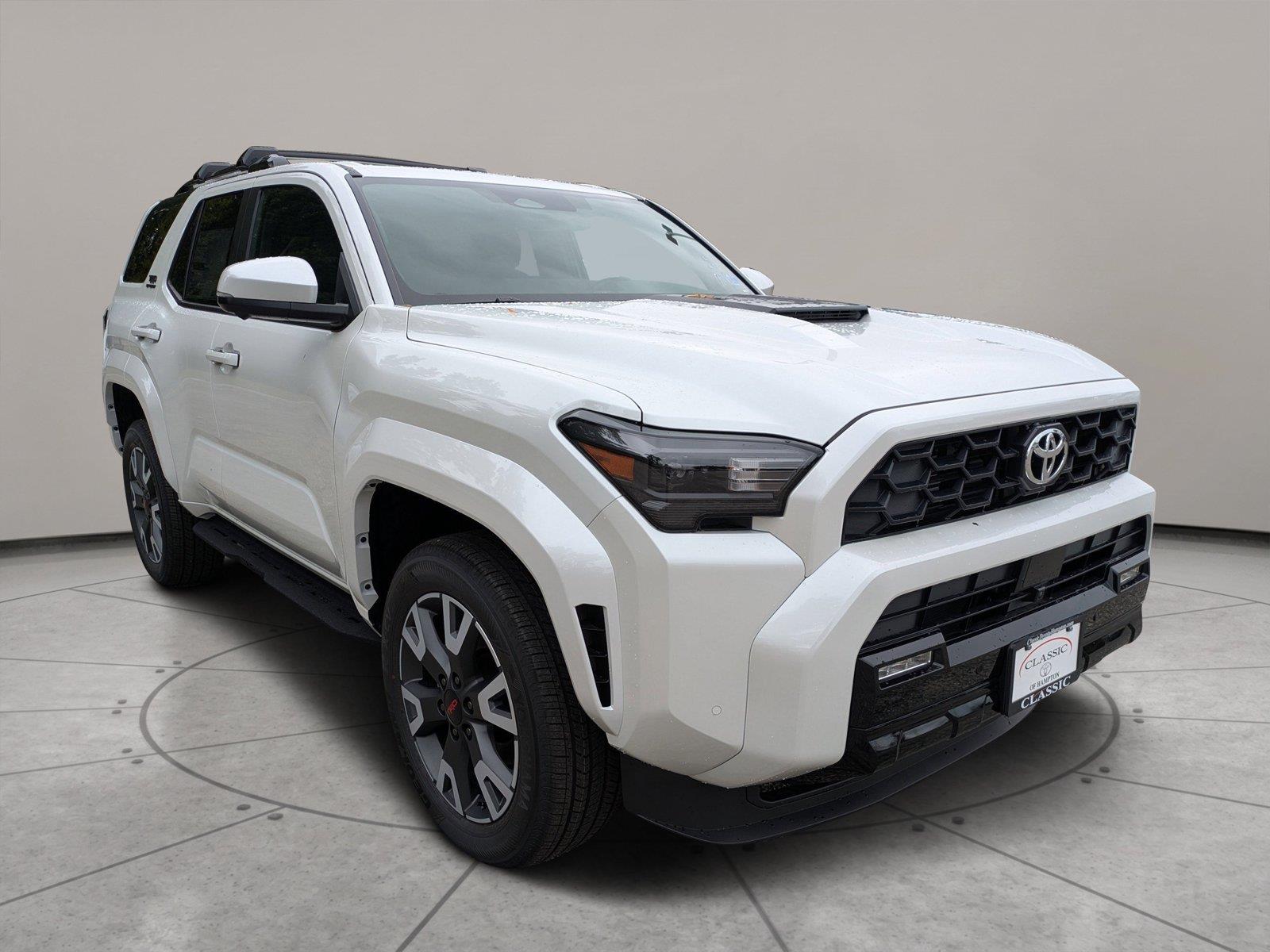 White (Wind Chill Pearl) 2026 Toyota 4Runner SUV / Crossover Four-Wheel Drive Automatic