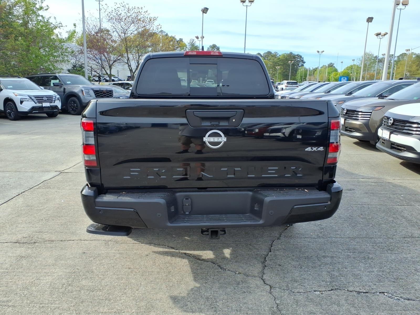 New 2026 Super Black Nissan SV image 5