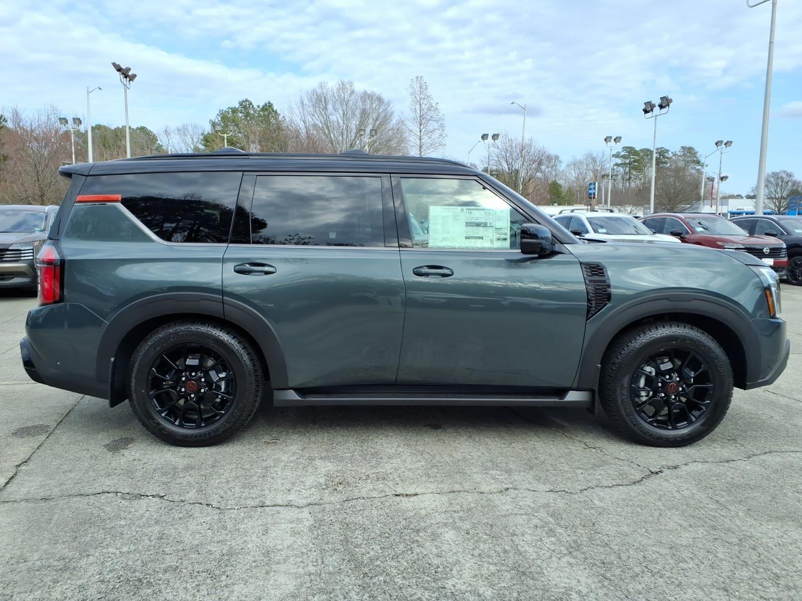 New 2026 Alpine Metallic/Super Black Nissan PRO-4X image 6