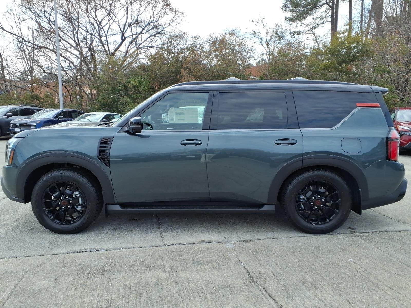 New 2026 Alpine Metallic/Super Black Nissan PRO-4X image 13