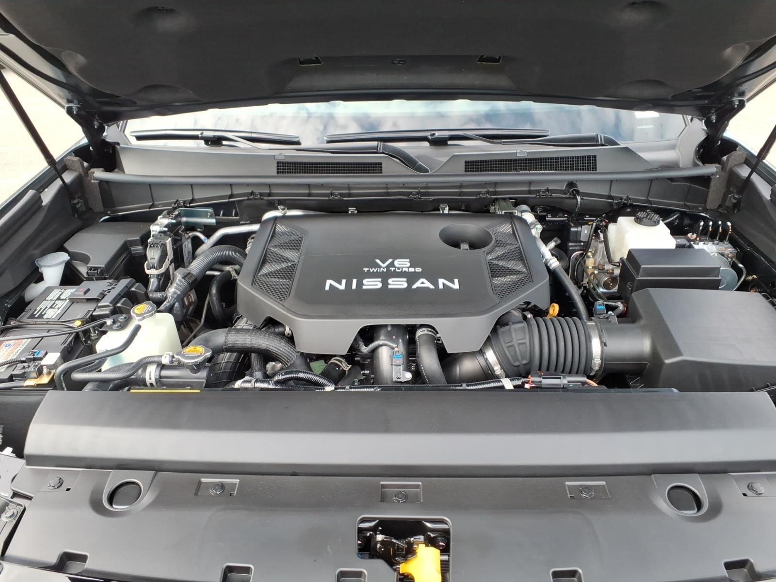 New 2026 Alpine Metallic/Super Black Nissan PRO-4X image 39