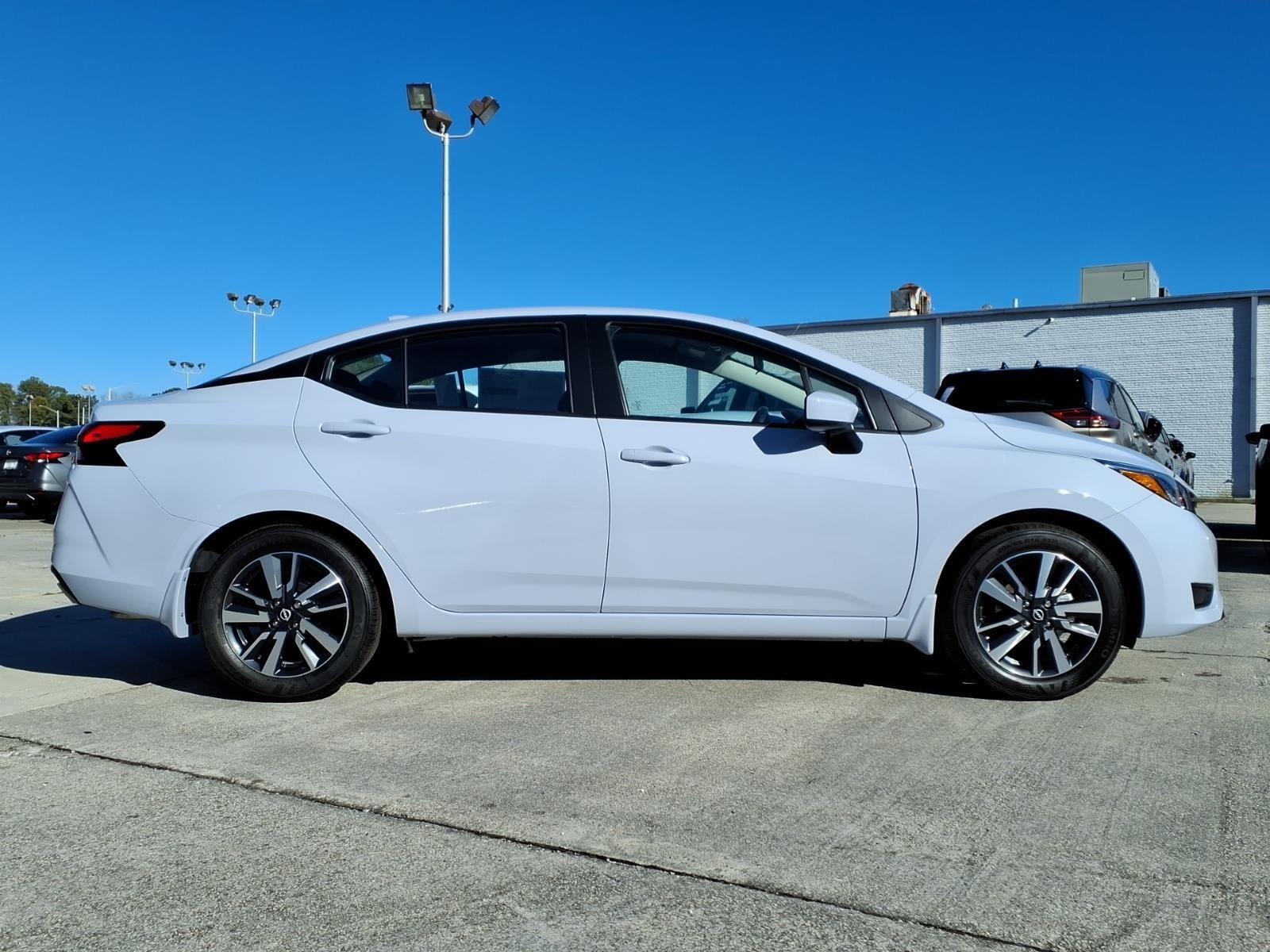 New 2025 Gray Sky Pearl Nissan SV image 5