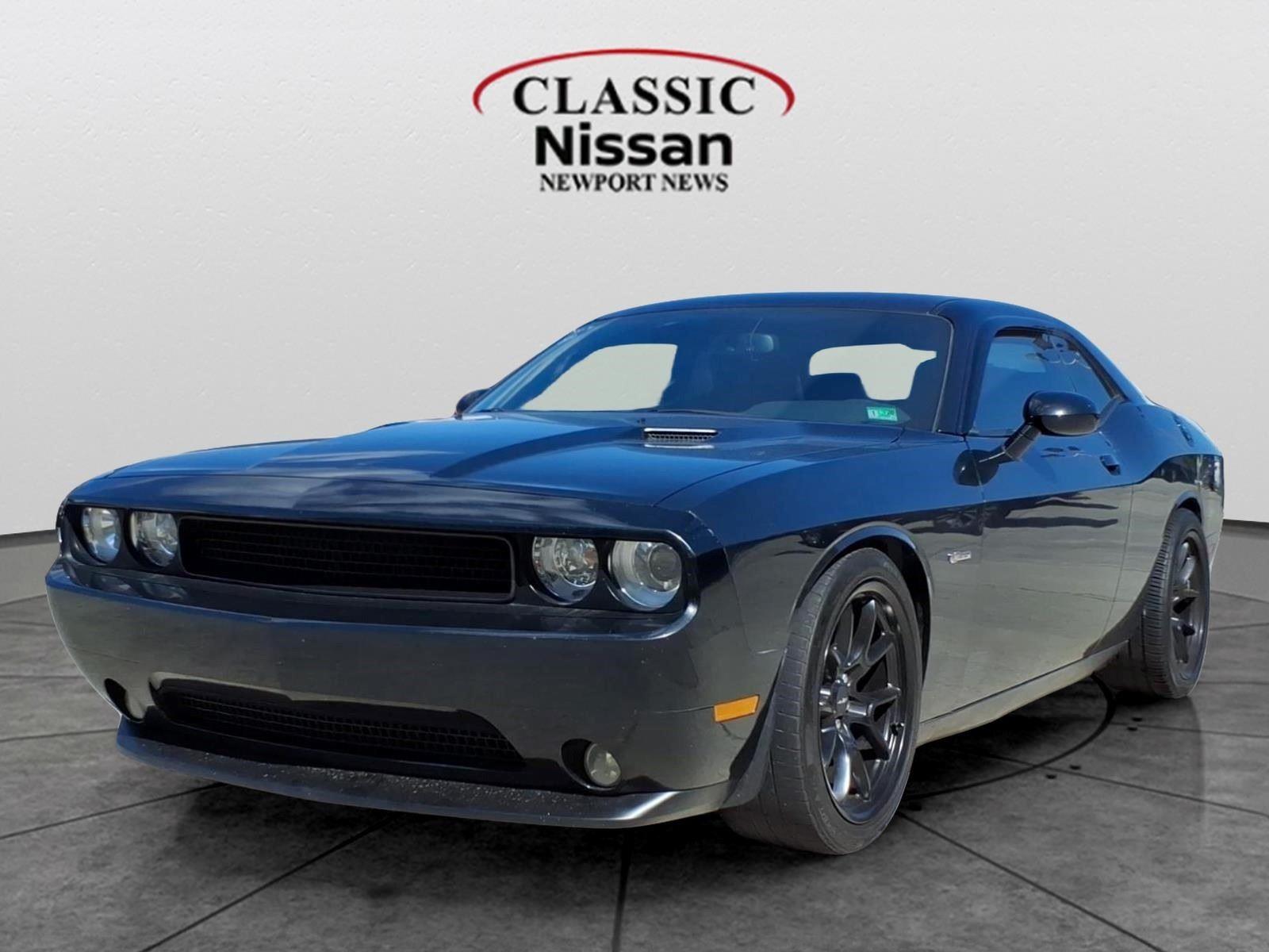 Phantom Black Tri-Coat Pearl 2014 Dodge Challenger R/T 100th Anniversary RWD Coupe Rear-Wheel Drive 6-Speed Manual