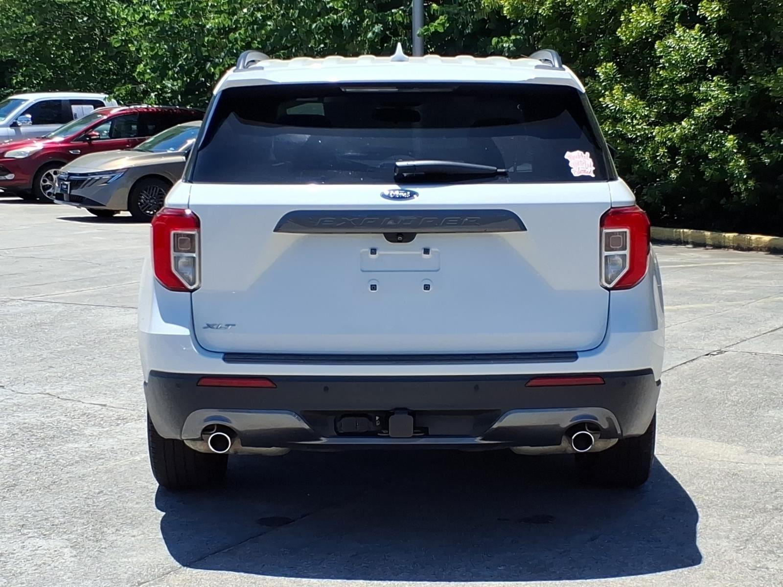 Used 2022 Star White Metallic Tri-Coat Ford XLT image 8