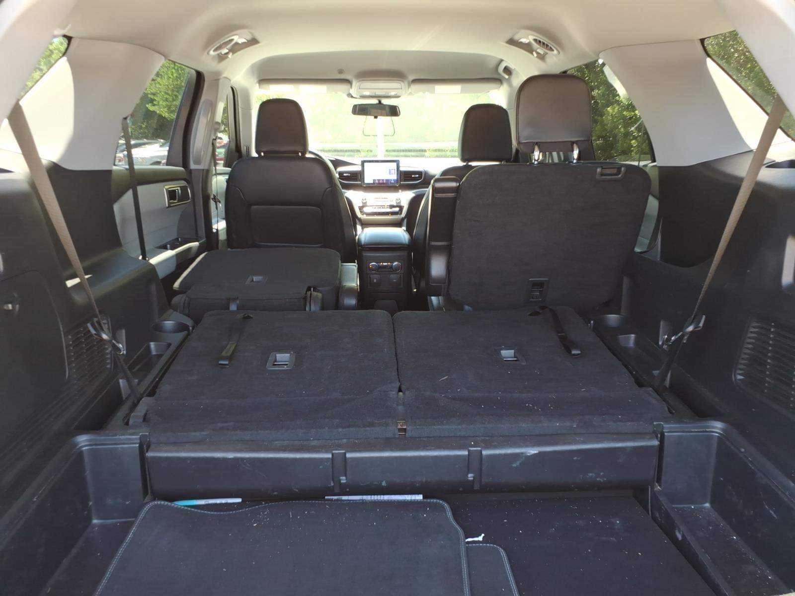 Used 2022 Star White Metallic Tri-Coat Ford XLT image 24