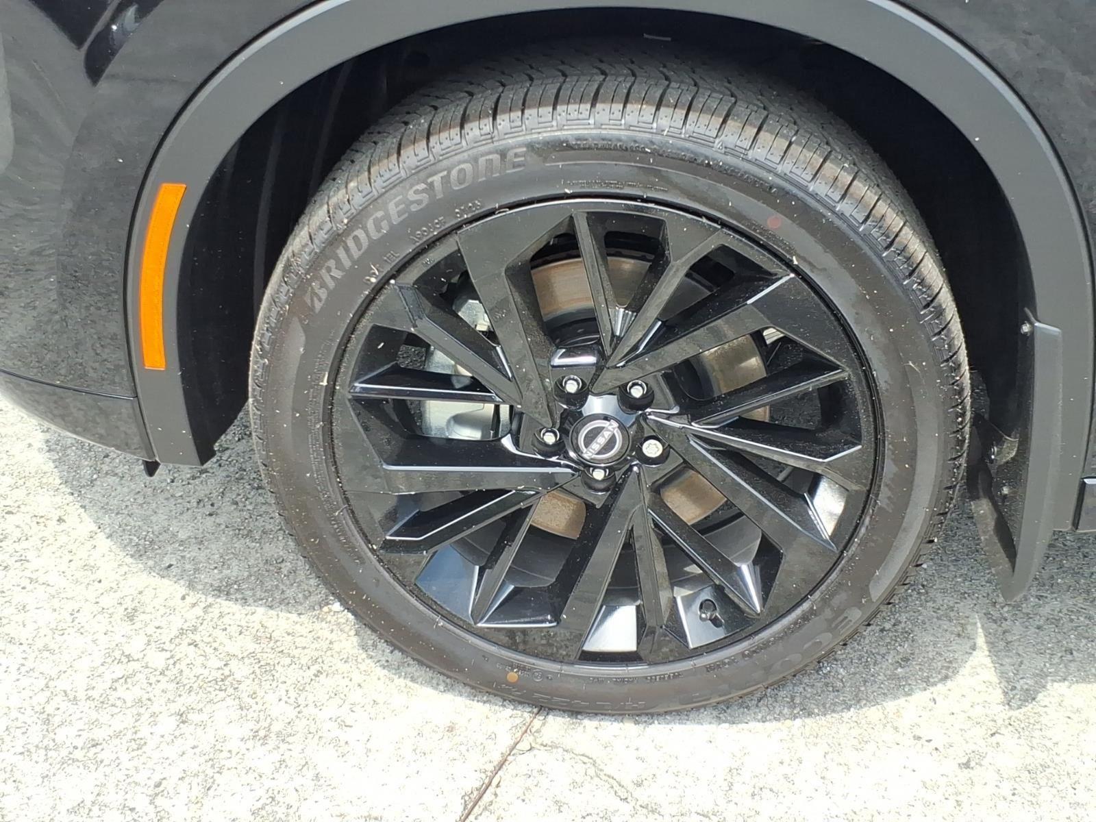 New 2026 Cosmic Black Nissan Platinum image 4