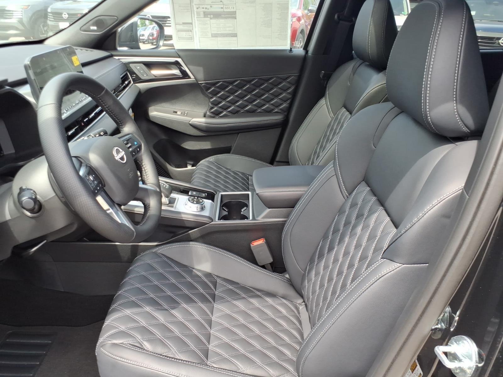 New 2026 Cosmic Black Nissan Platinum image 11