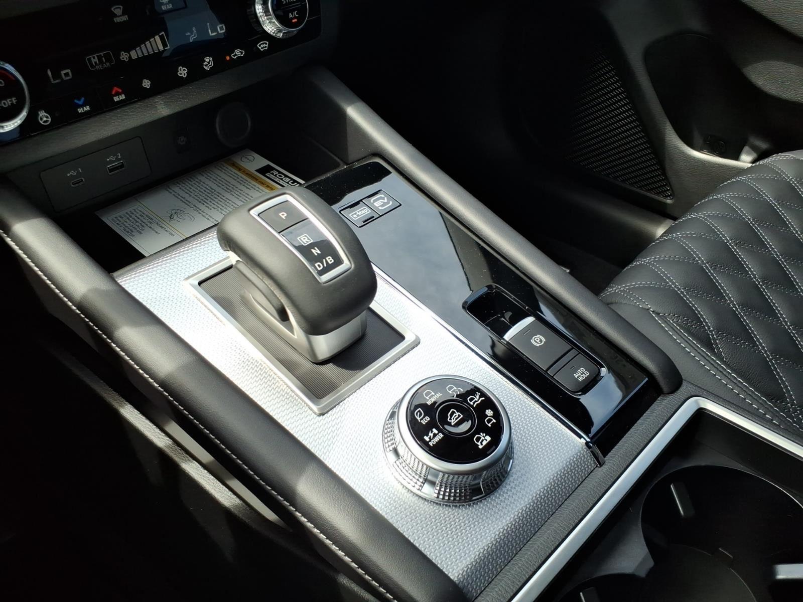 New 2026 Cosmic Black Nissan Platinum image 20