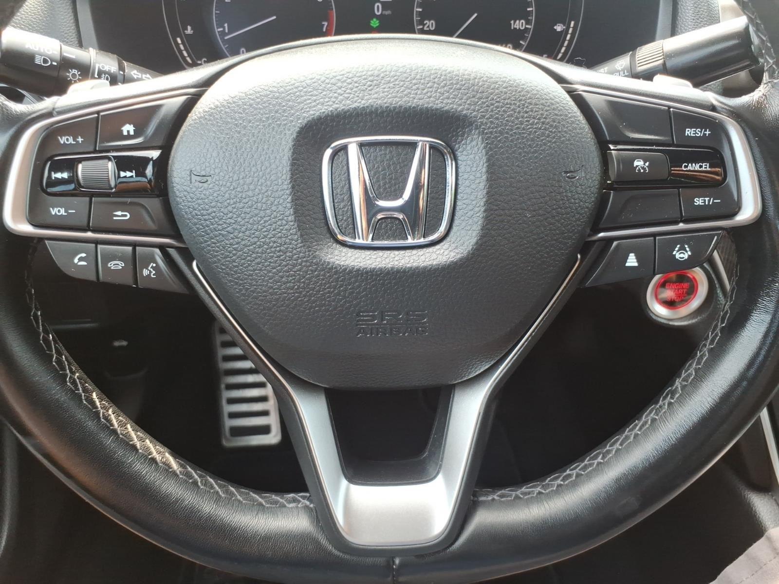 Used 2022 Lunar Silver Metallic Honda Sport image 13