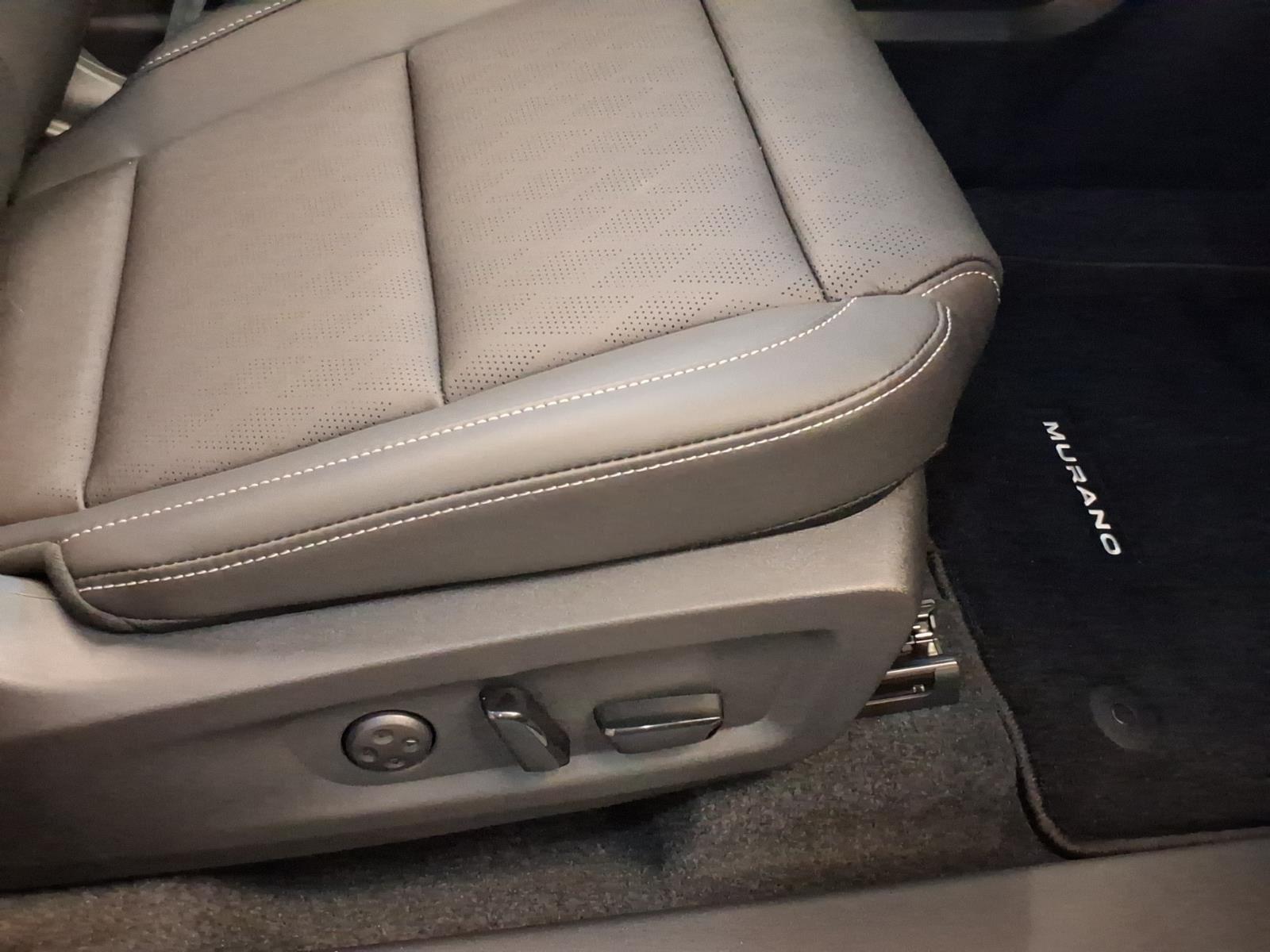 New 2026 Everest White Pearl Tricoat Nissan Platinum image 18