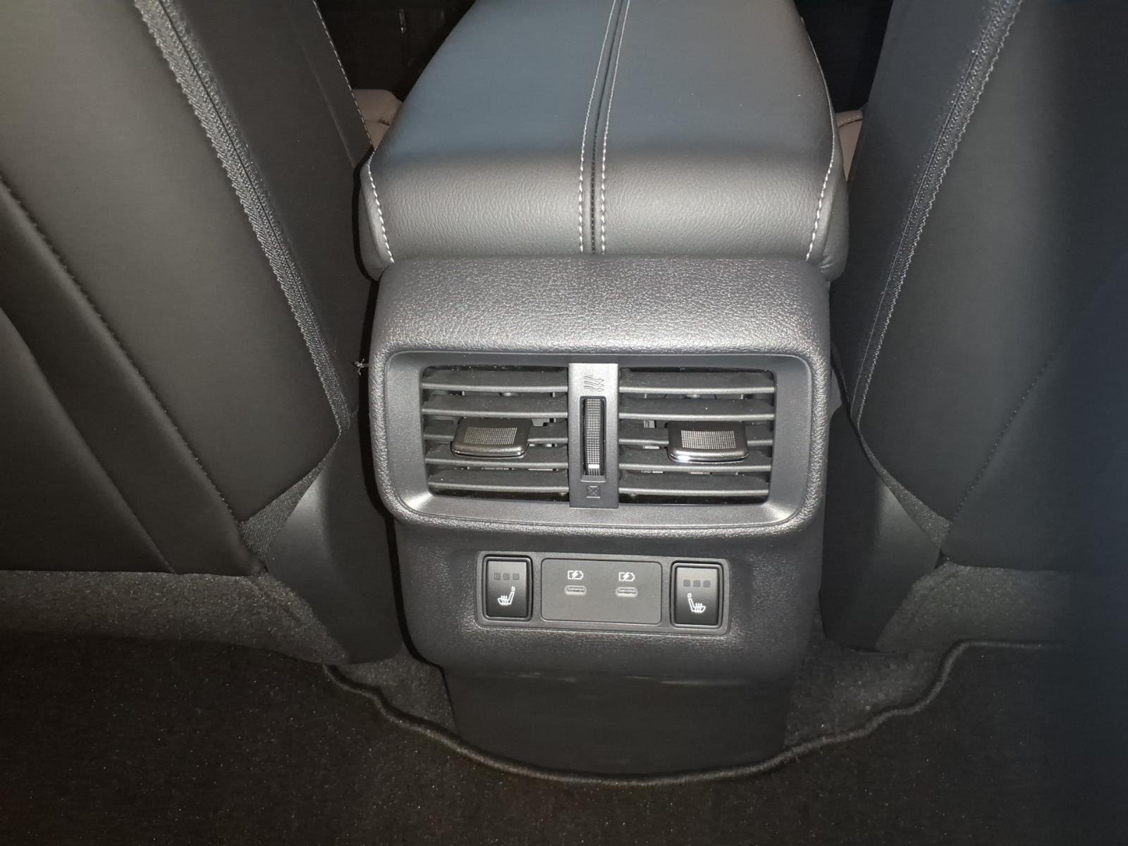 New 2026 Everest White Pearl Tricoat Nissan Platinum image 20