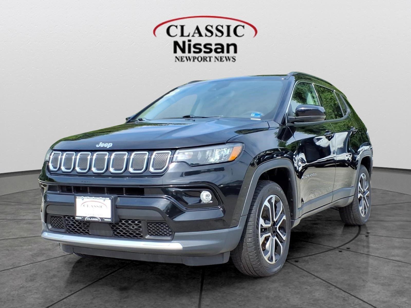 Diamond Black Crystal Pearlcoat 2022 Jeep Compass SUV / Crossover Four-Wheel Drive 9-Speed Automatic