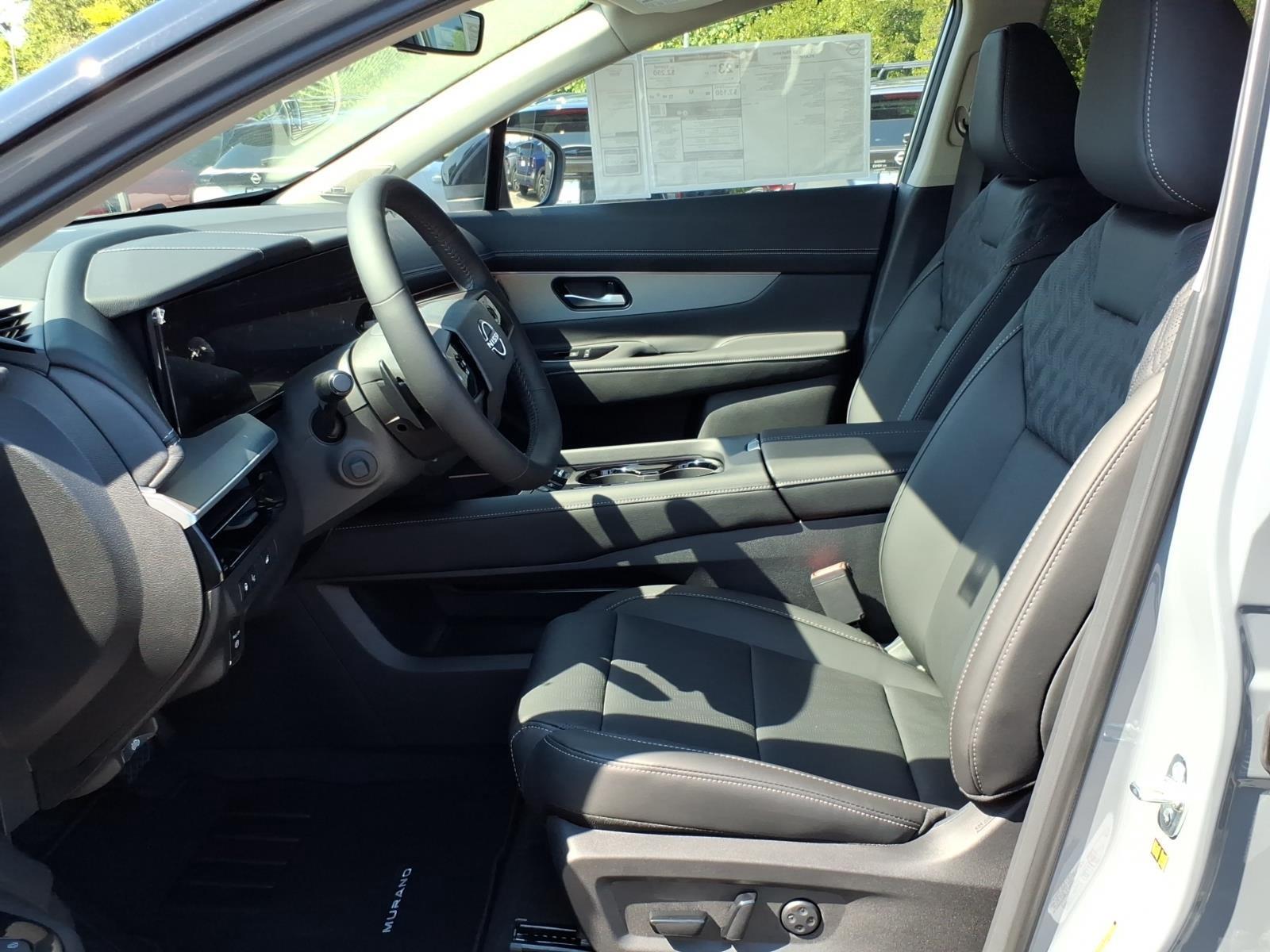 New 2026 Boulder Gray Pearl/Super Black Nissan Platinum image 11