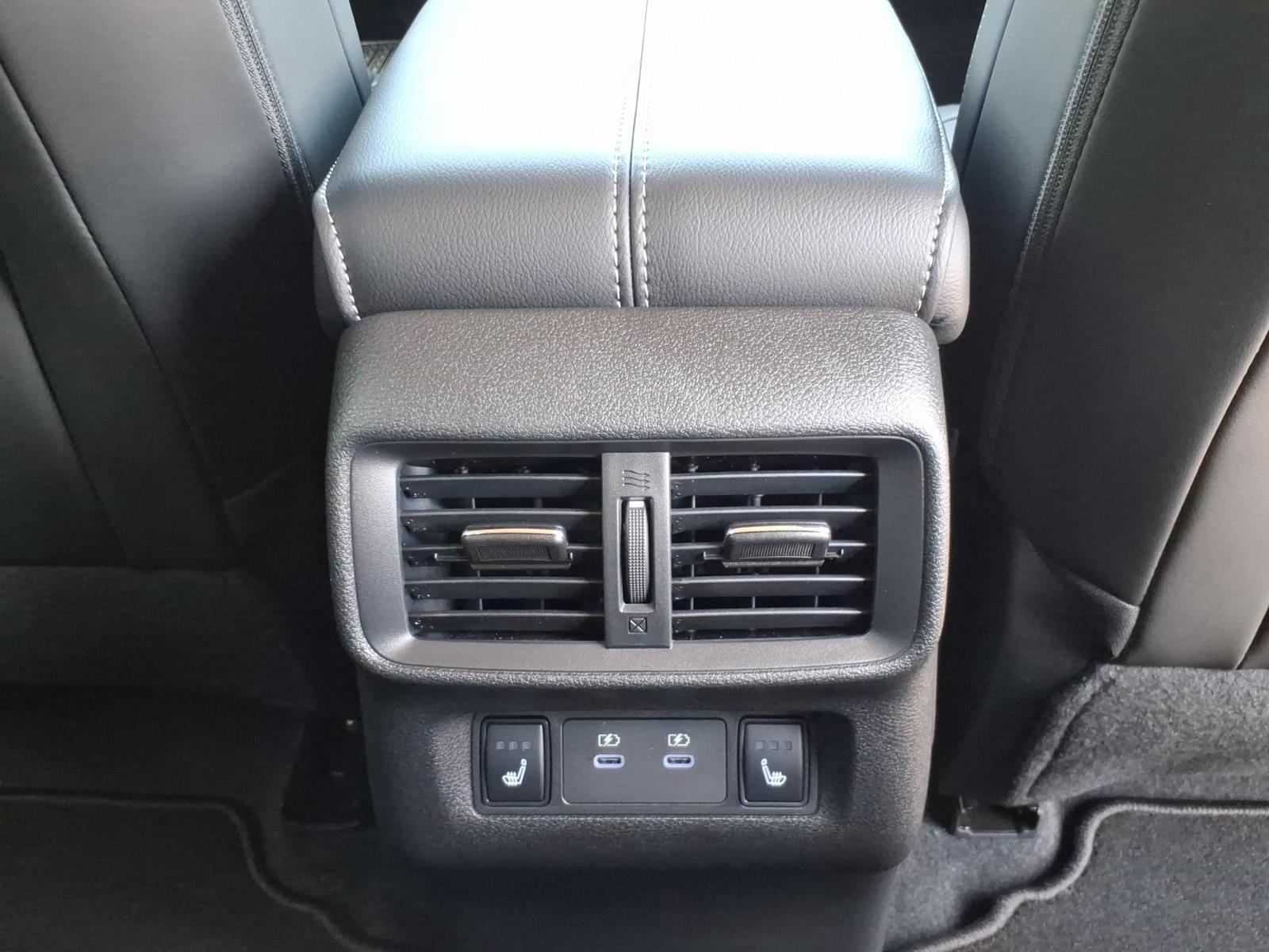 New 2026 Boulder Gray Pearl/Super Black Nissan Platinum image 22