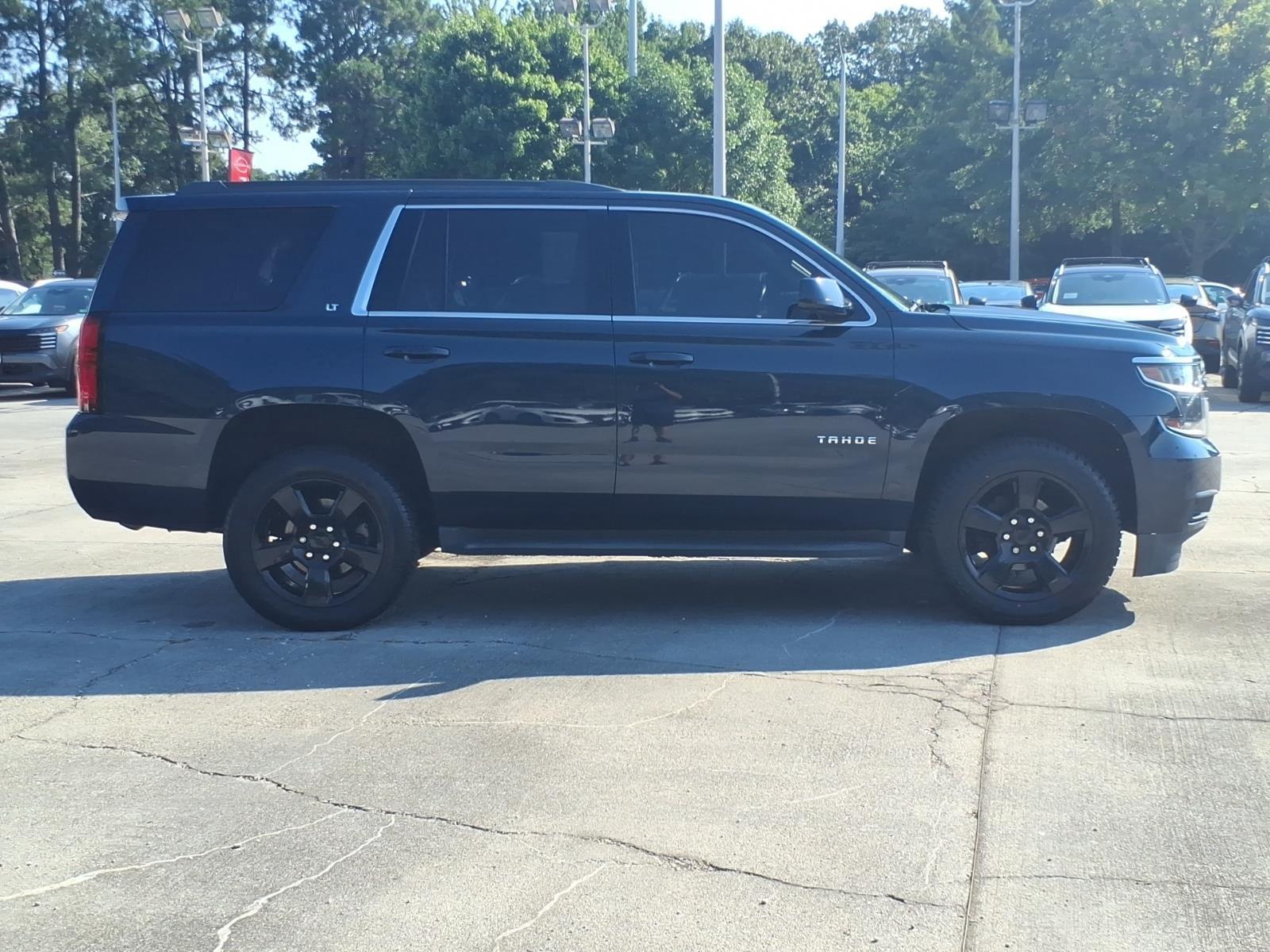 Used 2017 Blue Velvet Metallic Chevrolet LT image 6