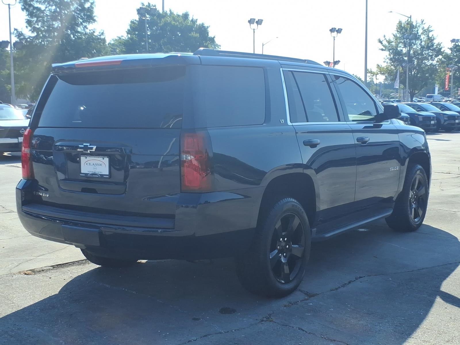 Used 2017 Blue Velvet Metallic Chevrolet LT image 7