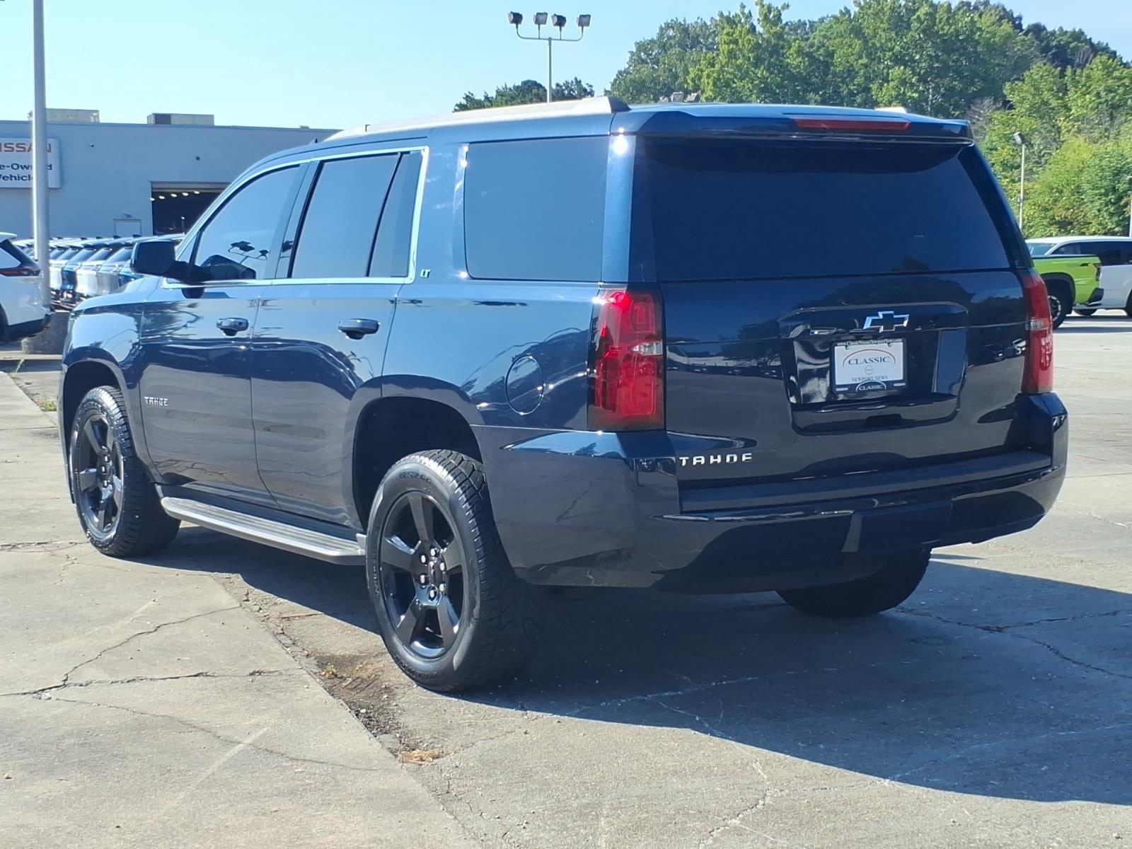 Used 2017 Blue Velvet Metallic Chevrolet LT image 9