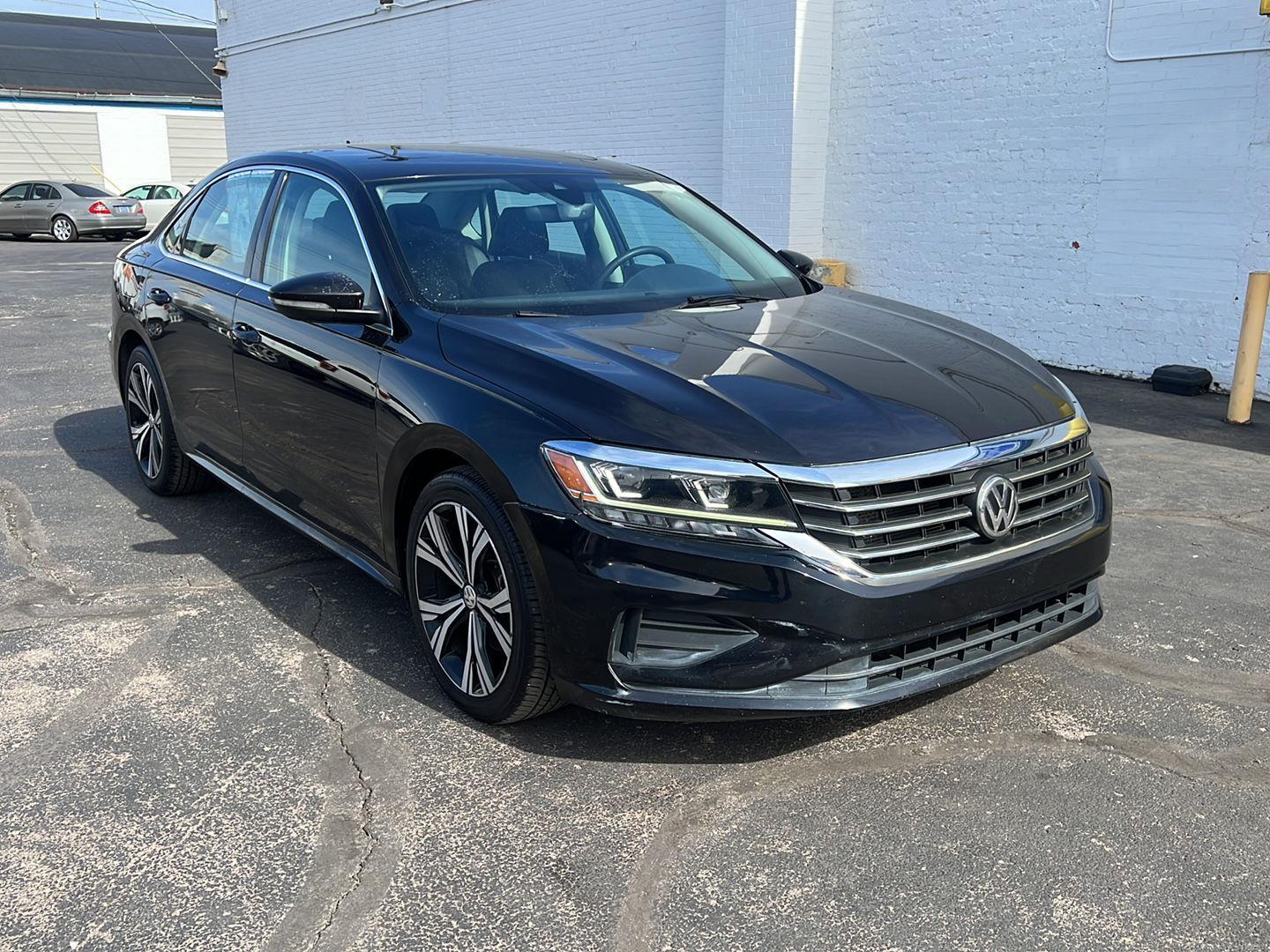 2021 Volkswagen Passat 2.0T SE FWD