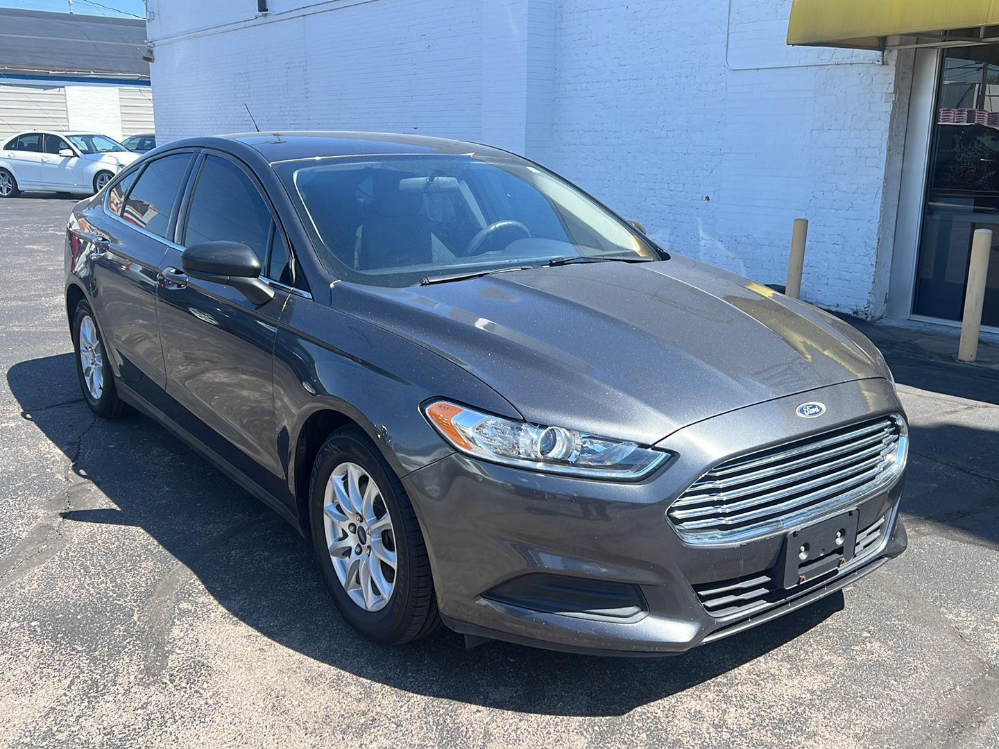 Guard 2016 Ford Fusion S Sedan Front-Wheel Drive 6-Speed Automatic