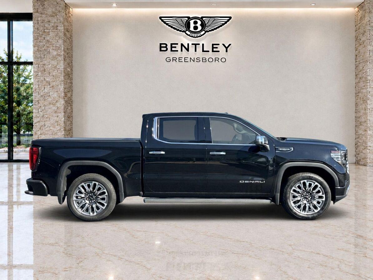 Used 2023 Onyx Black GMC Denali Ultimate image 6