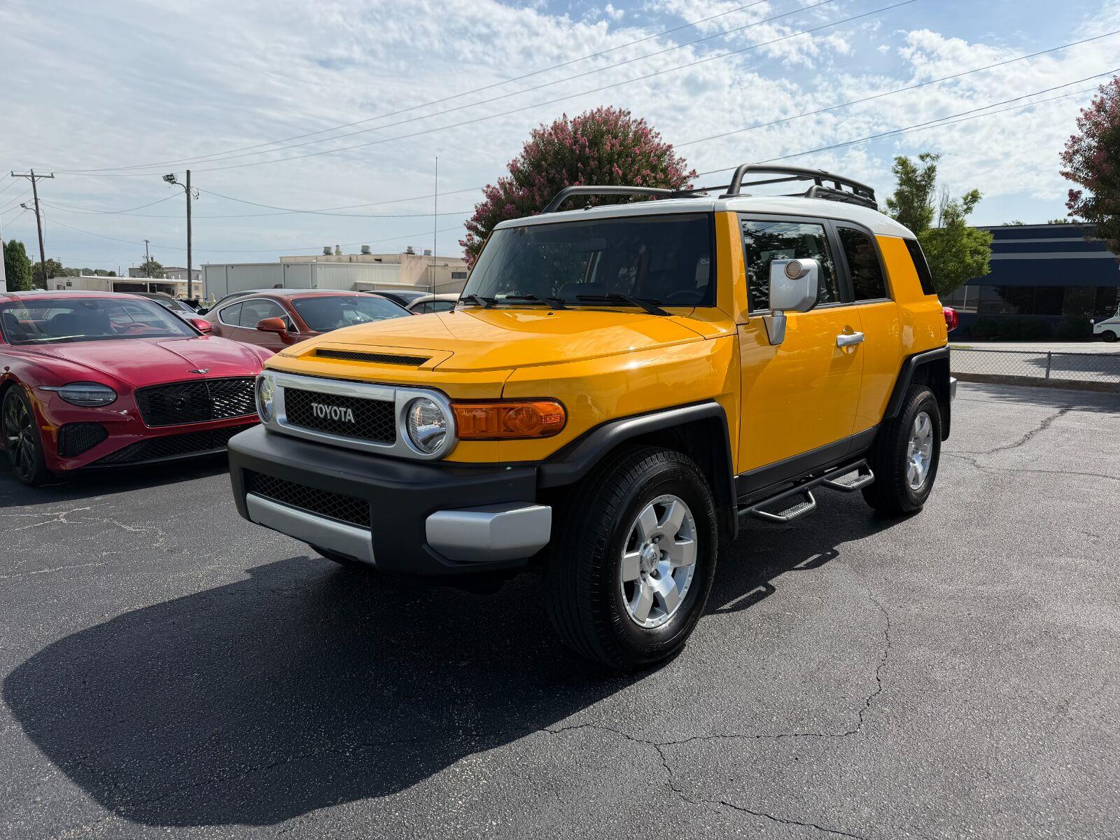  2007 Toyota FJ Cruiser SUV / Crossover Four-Wheel Drive 