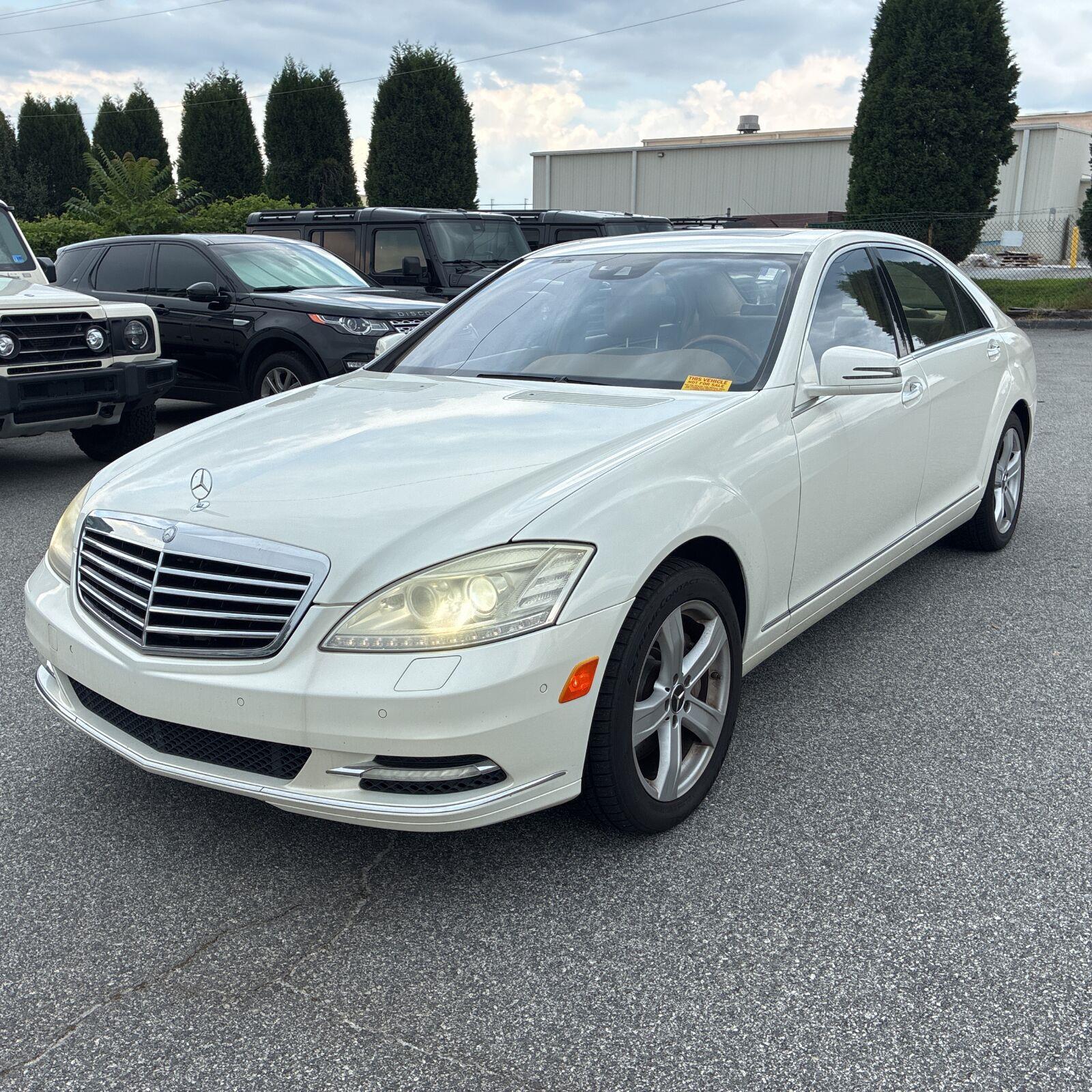 Diamond White Metallic 2010 Mercedes-Benz S-Class Sedan All-Wheel Drive Automatic
