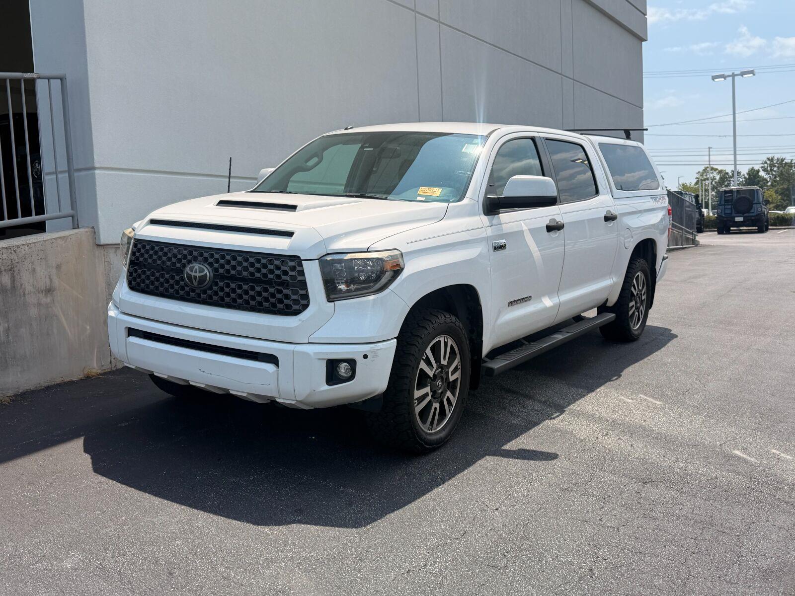 Super White 2019 Toyota Tundra Pickup Truck Four-Wheel Drive Automatic