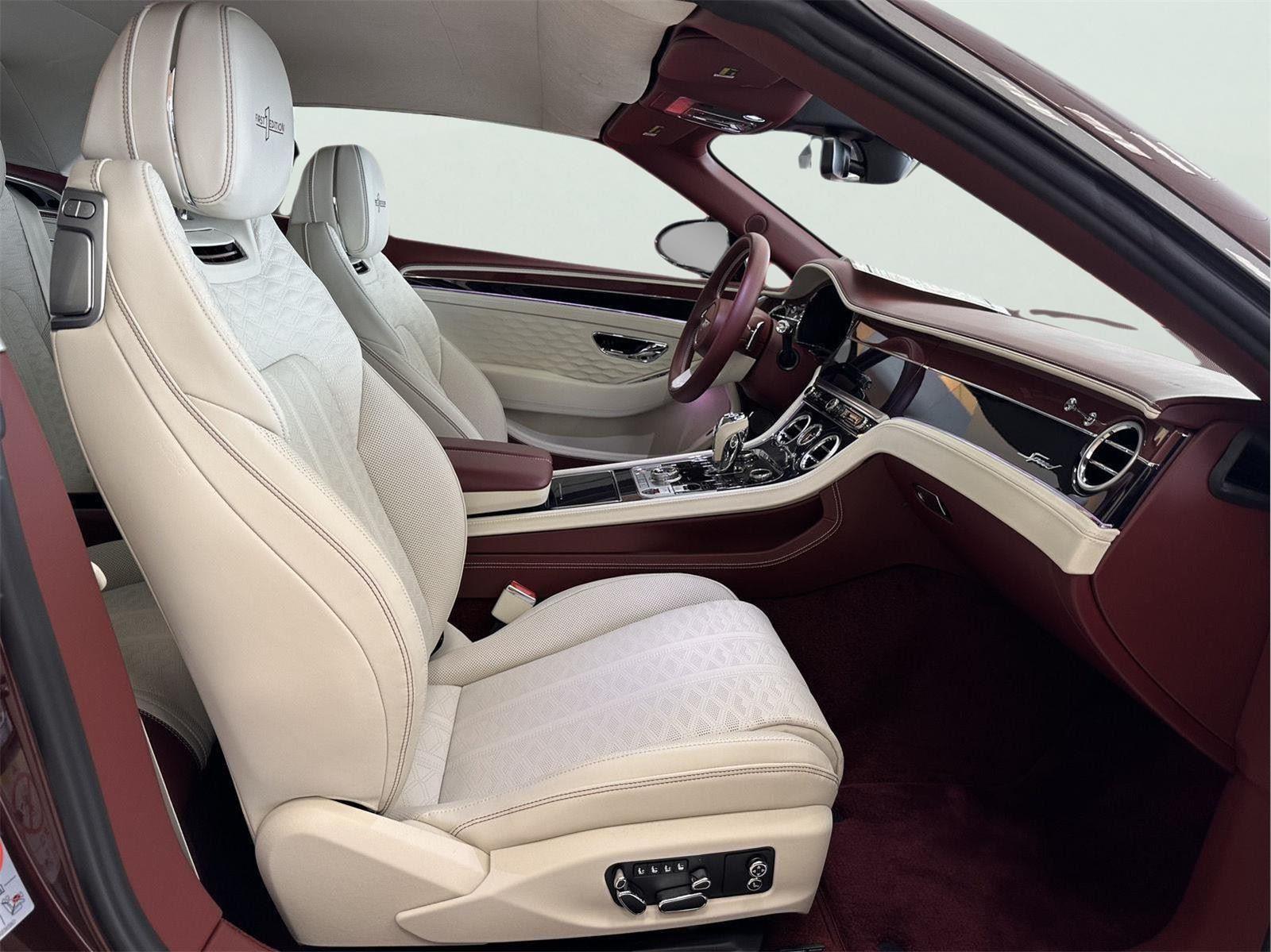 2025 Bentley Continental GTC Speed - Photo 23