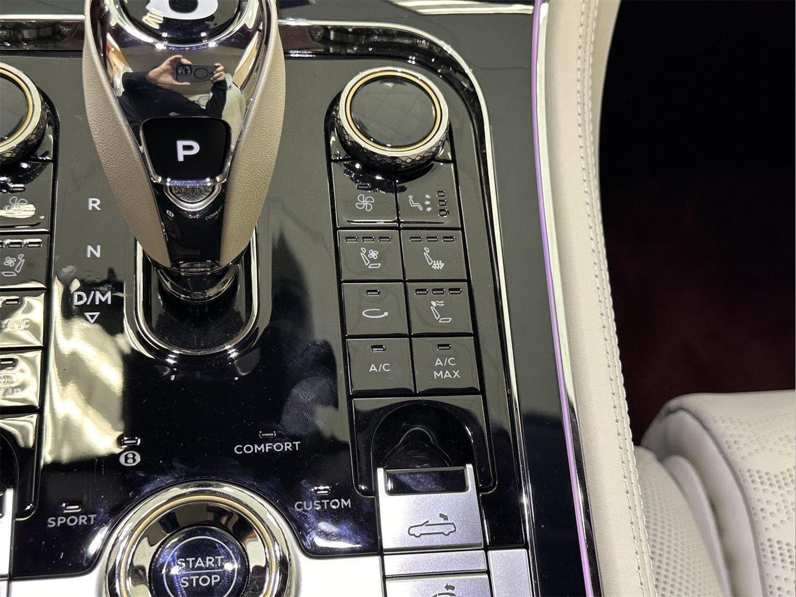 2025 Bentley Continental GTC Speed - Photo 43