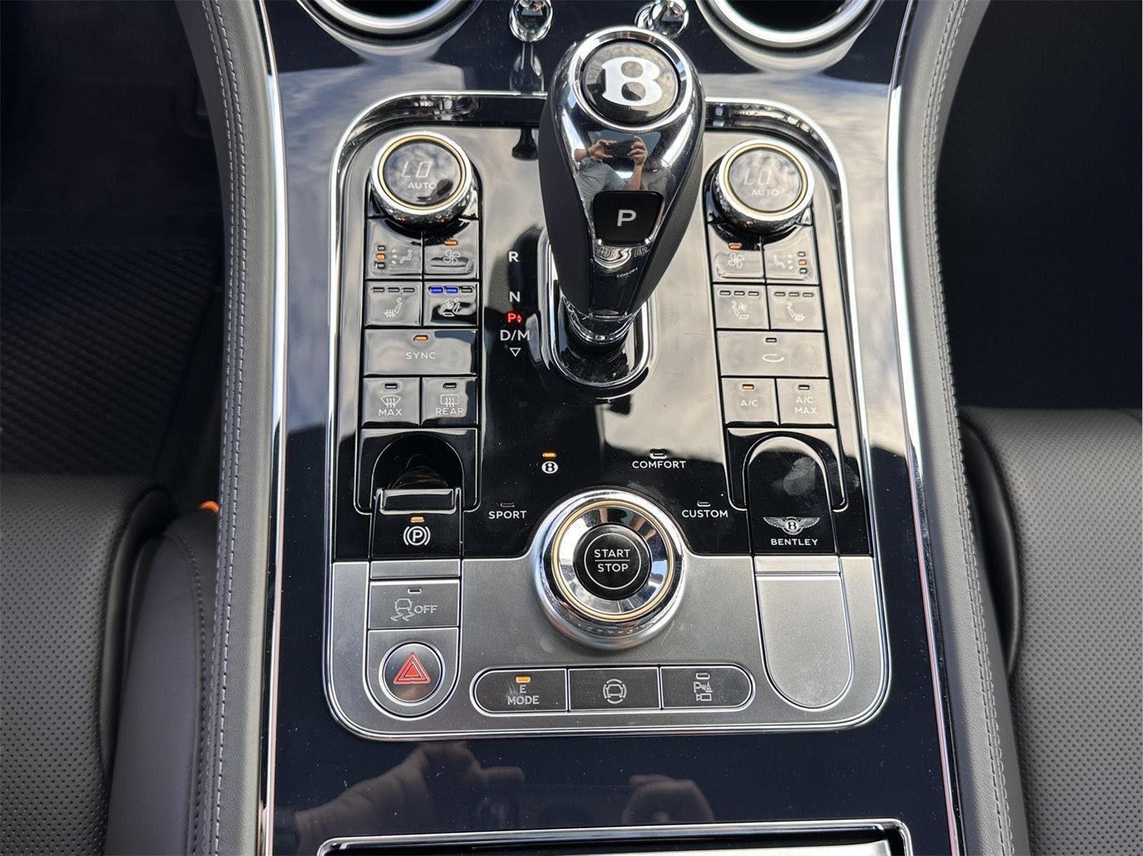 New 2026 ORANGE FLAME BENTLEY V8 image 45