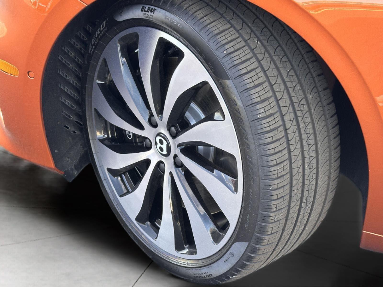 New 2026 ORANGE FLAME BENTLEY V8 image 58