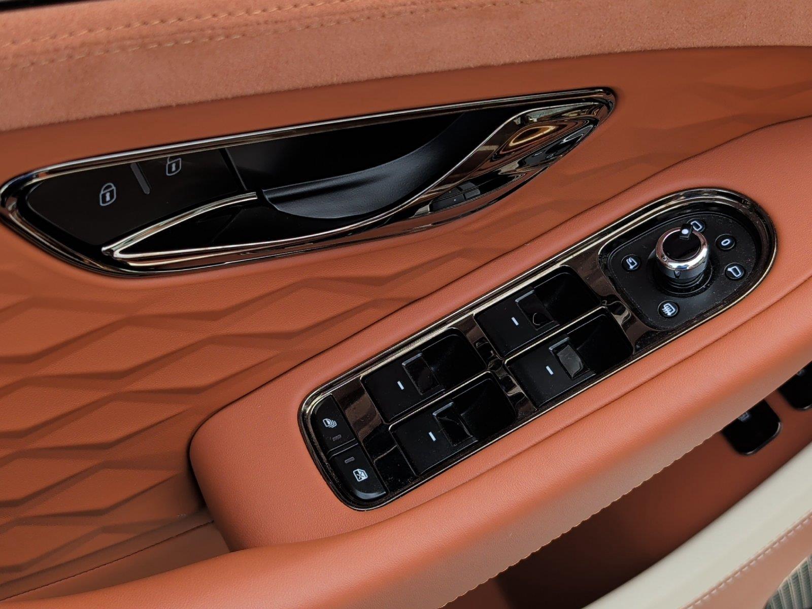 New 2025 GLACIER WHITE Bentley GT Speed image 22