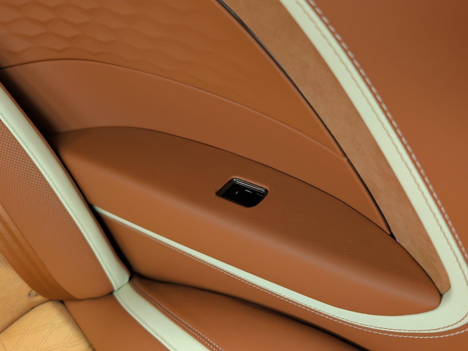New 2025 GLACIER WHITE Bentley GT Speed image 39