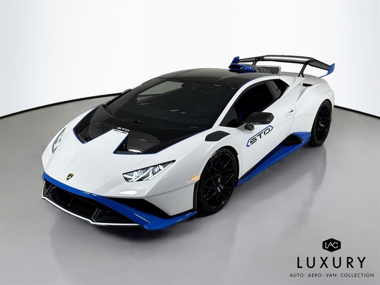 2023 Lamborghini Huracan STO's photo