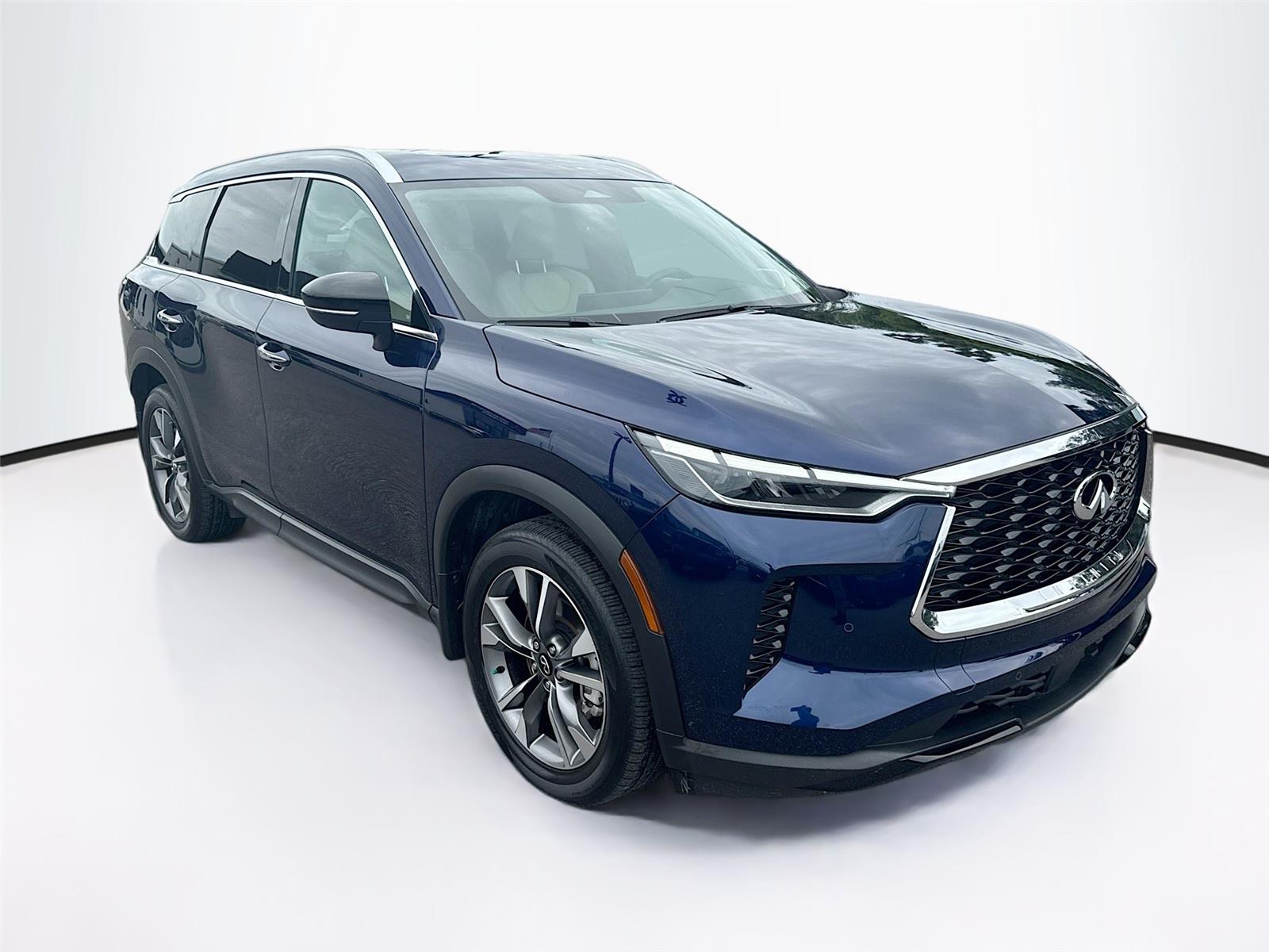 2023 INFINITI QX60 LUXE's photo