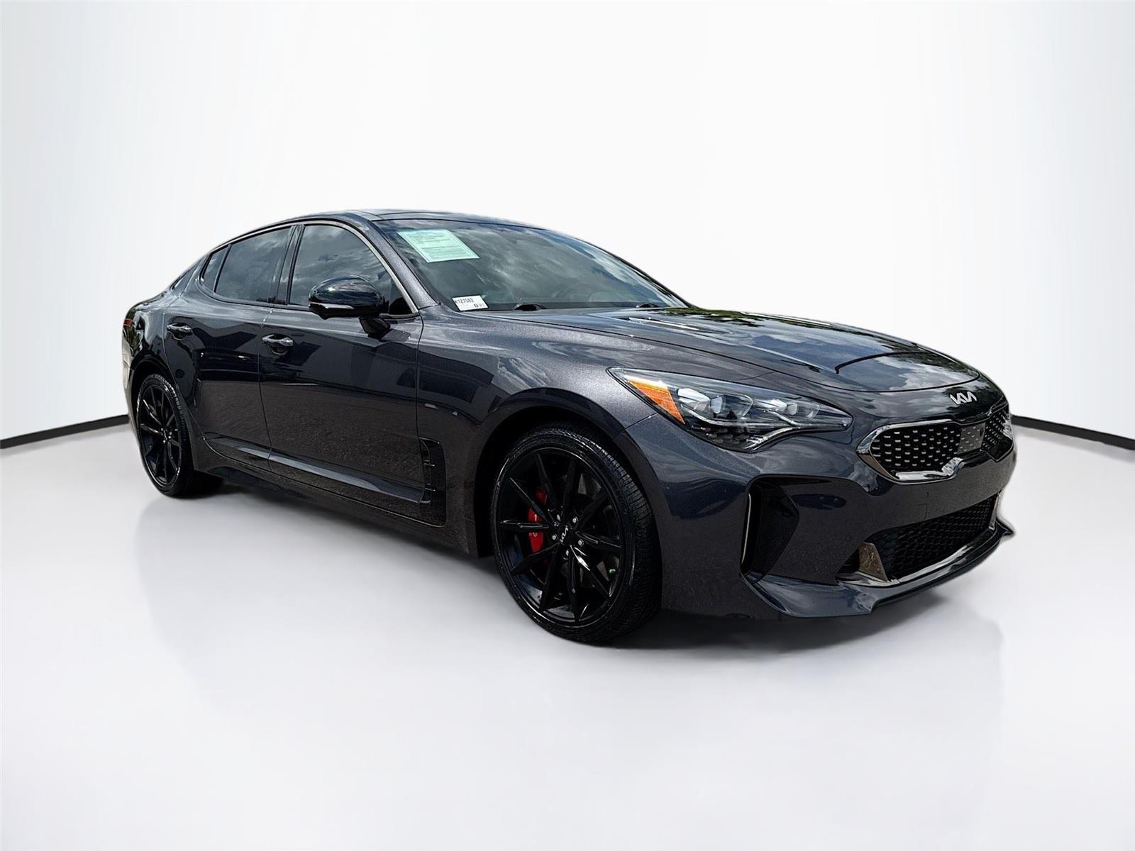 2023 Kia Stinger GT2's photo