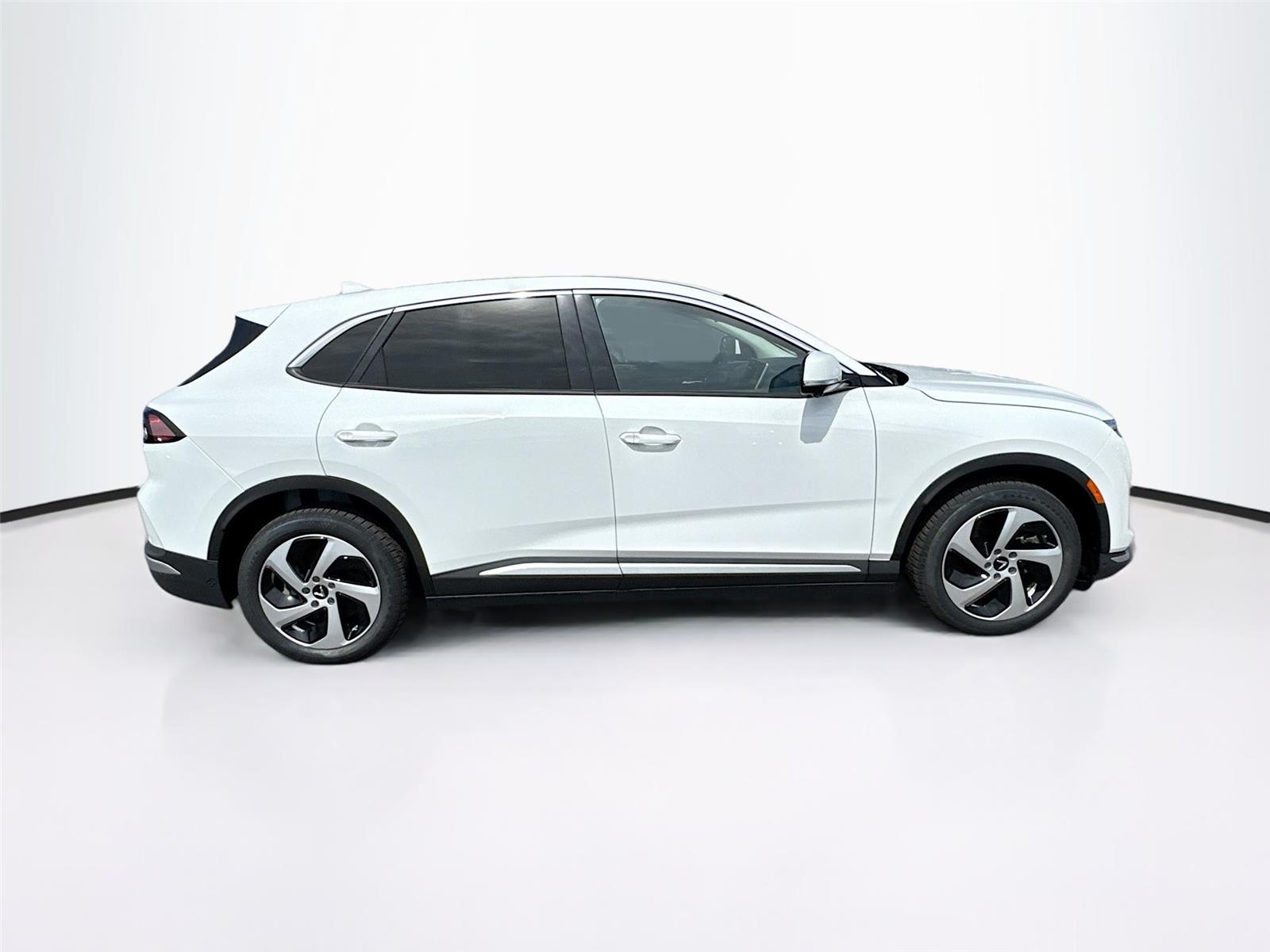 2025 VinFast VF 8 Eco - Photo 8