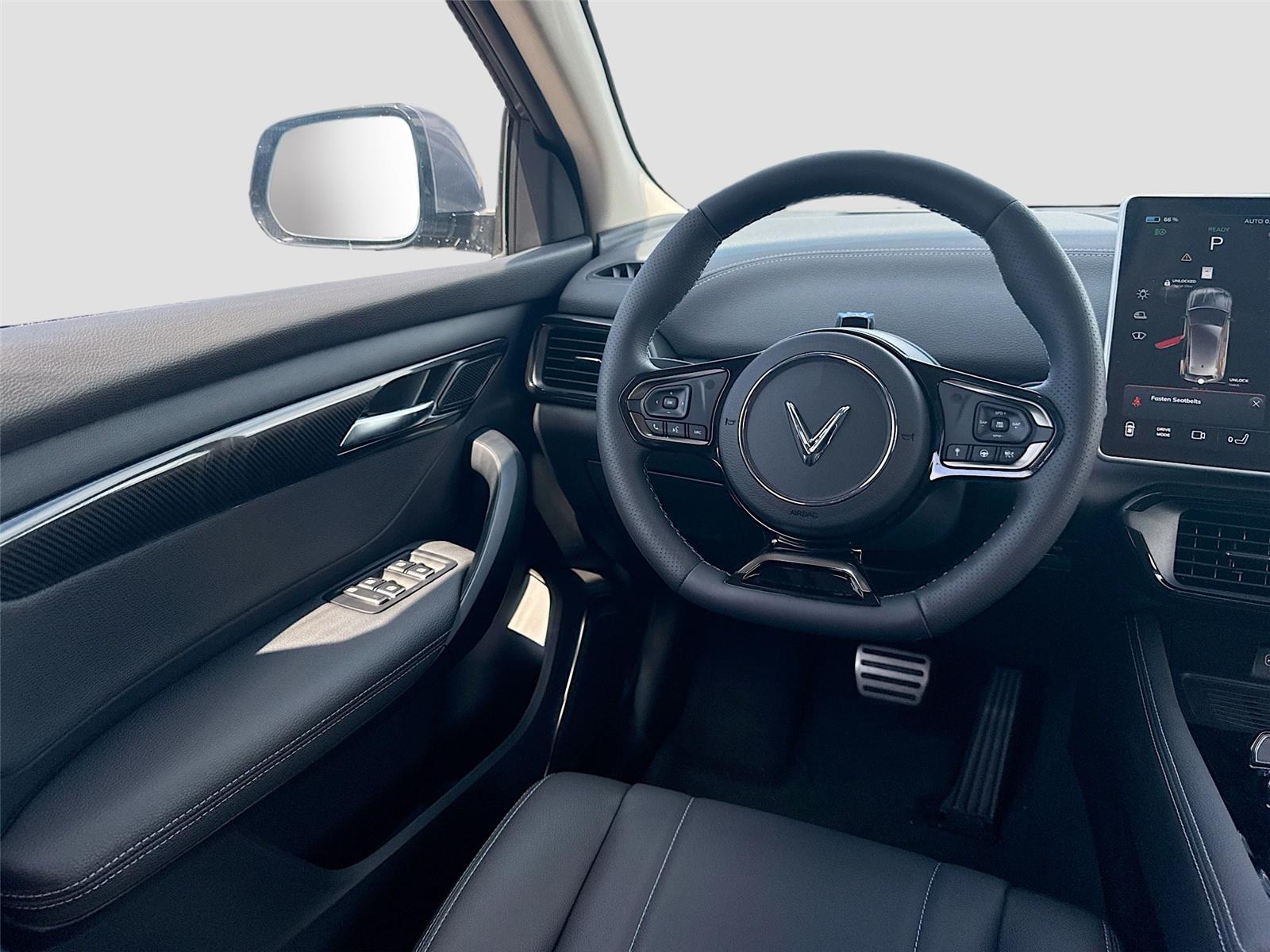 2025 VinFast VF 8 Eco - Photo 22
