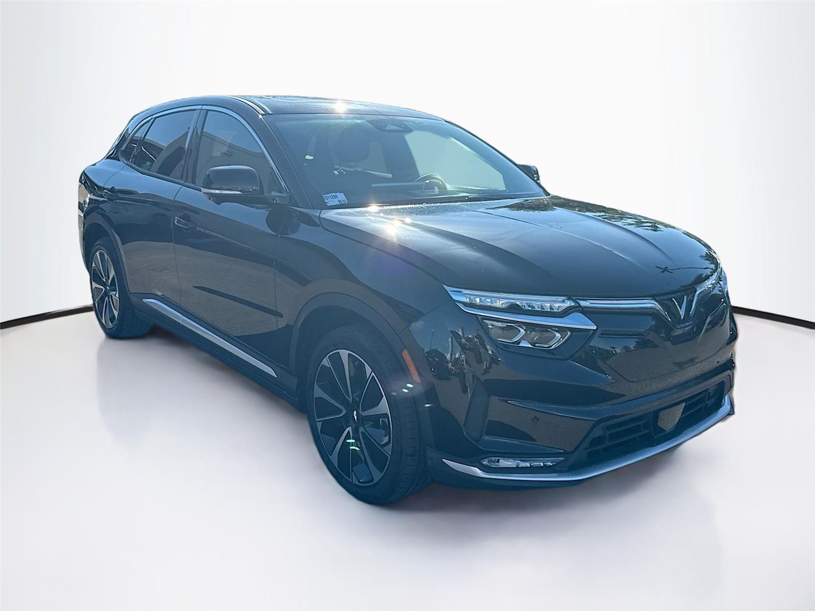 Black 2025 VinFast VF8 Plus AWD SUV / Crossover All-Wheel Drive Automatic