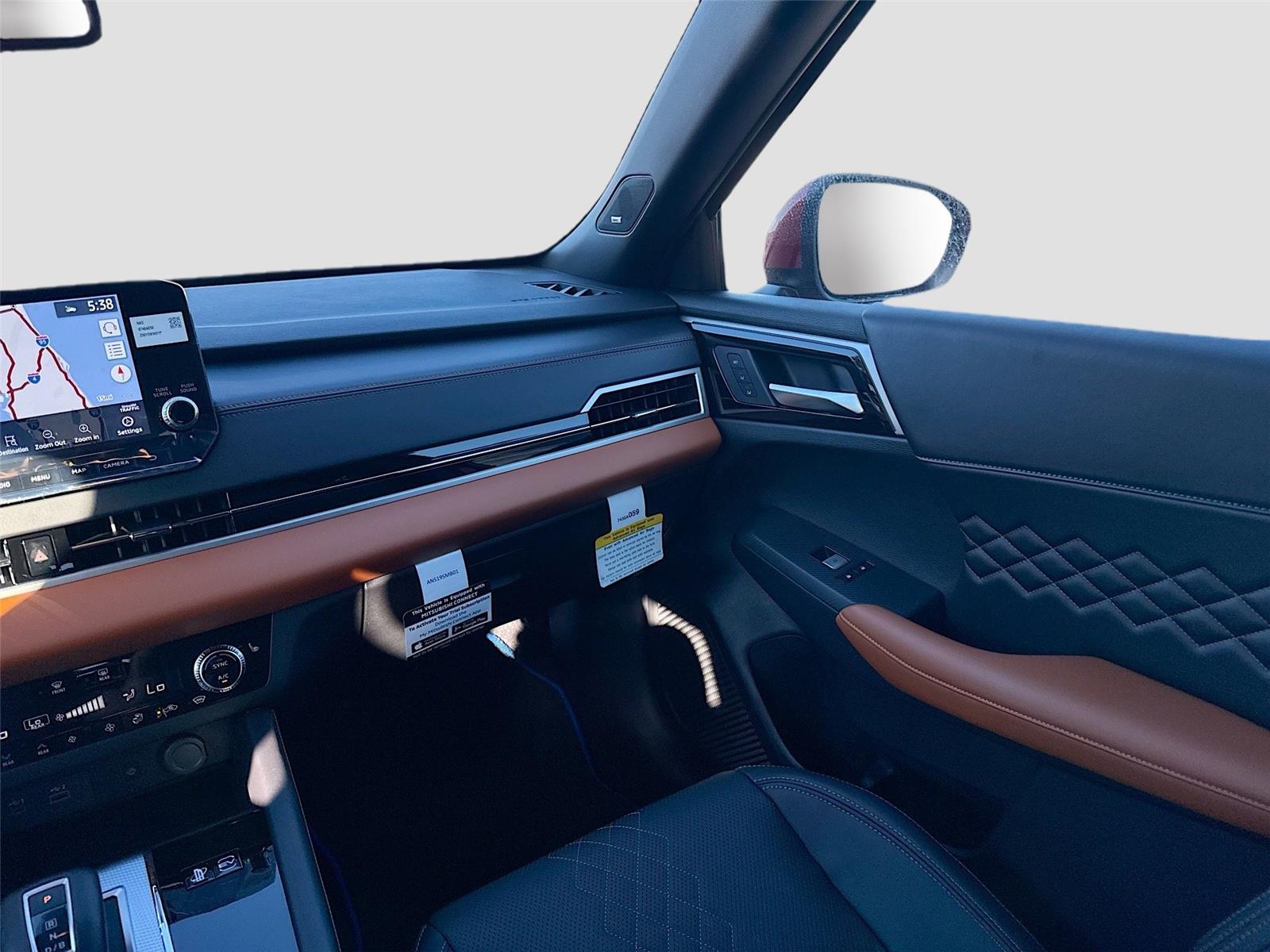2025 Mitsubishi Outlander Plug-in Hybrid SEL - Photo 24