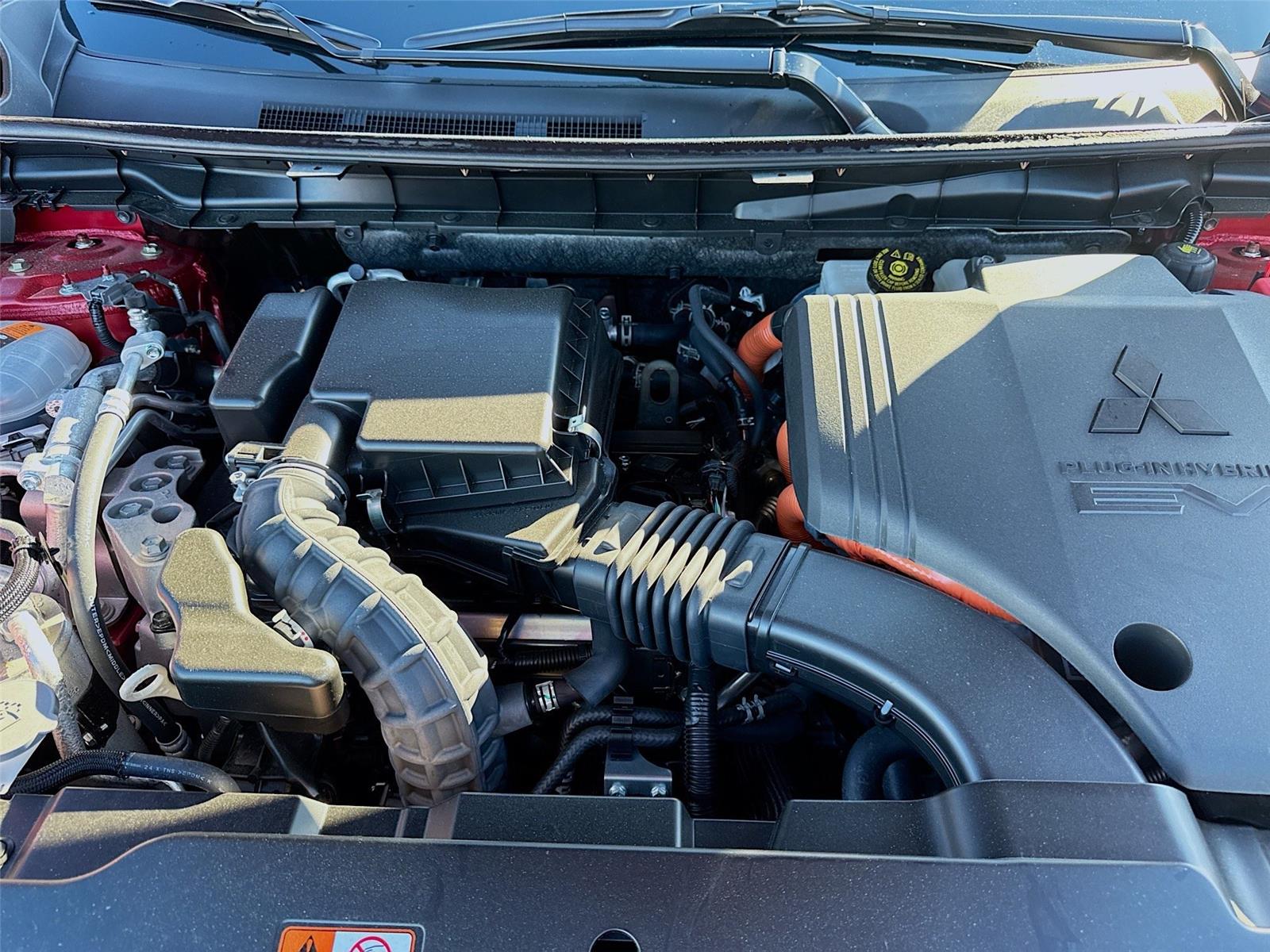 2025 Mitsubishi Outlander Plug-in Hybrid SEL - Photo 31